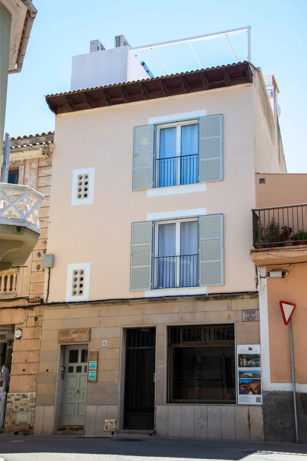 Wohnung 'Can Serol' mit eigener Terrasse-Outside