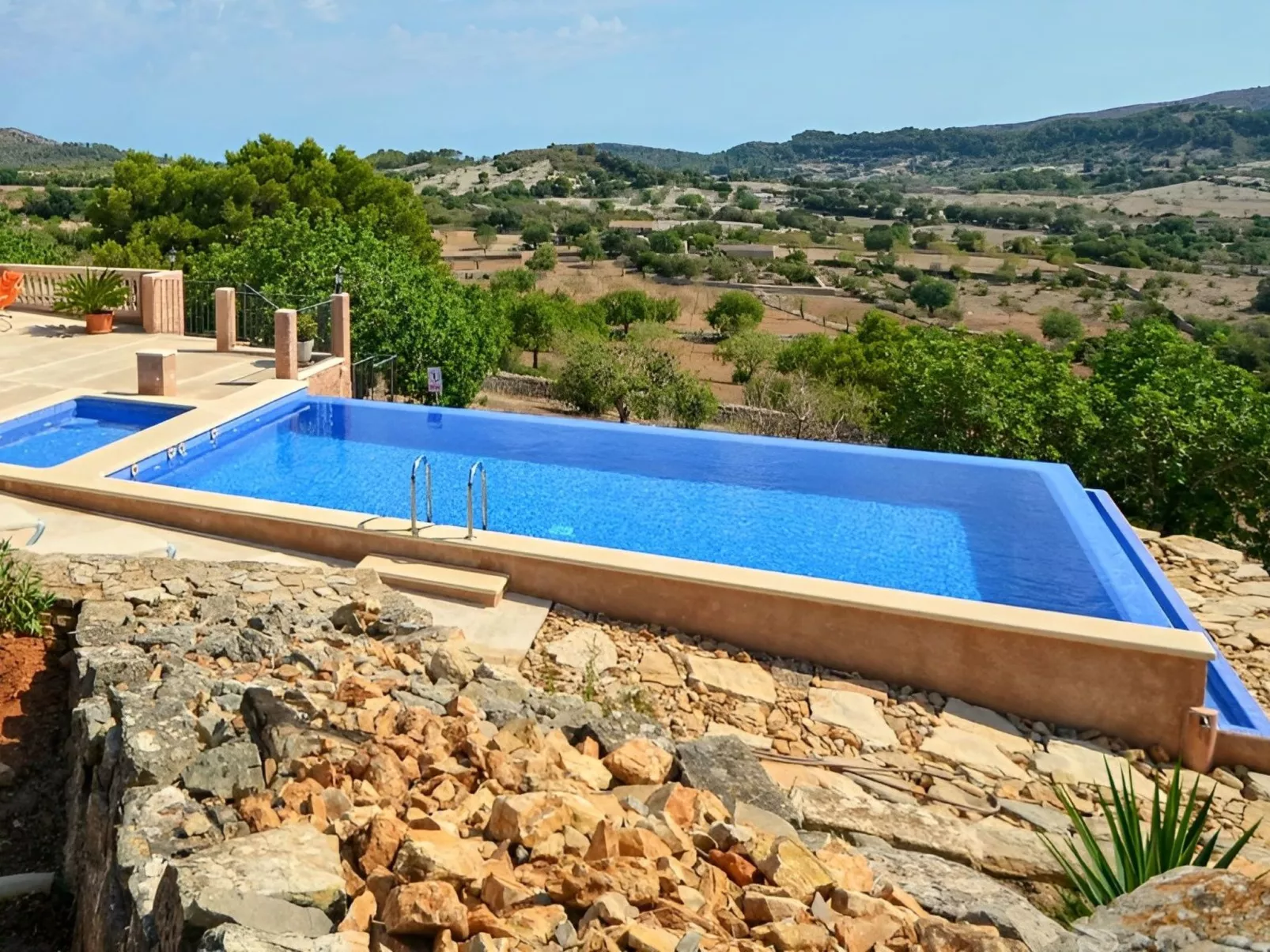 Schöne Finca mit Aussicht, Pool und Jacuzzi-Image-tags.info