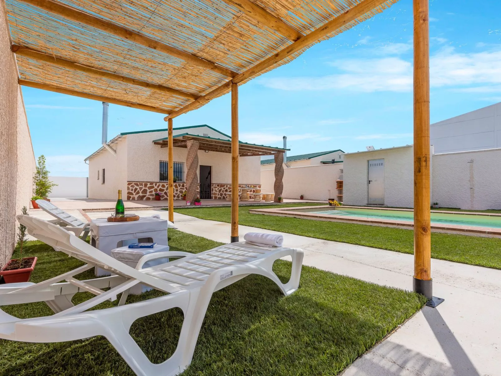 Casa Rural Rafael - Lantejuela-Outside