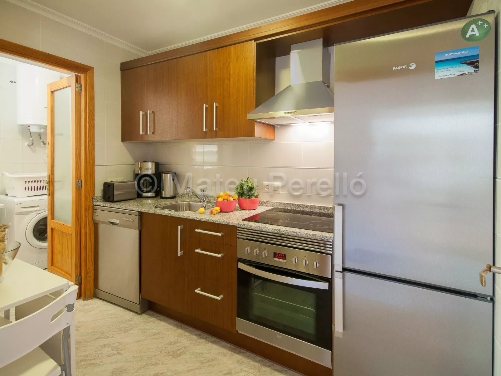 OB5-Wohnung mit 2 Doppelzimmern und Balkon-Dedans