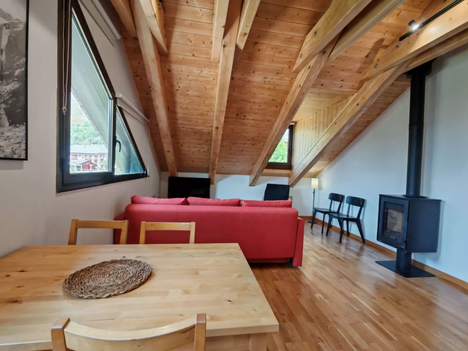 Aüt 3 Dachgeschosswohnung in Vall de Boí-Dedans
