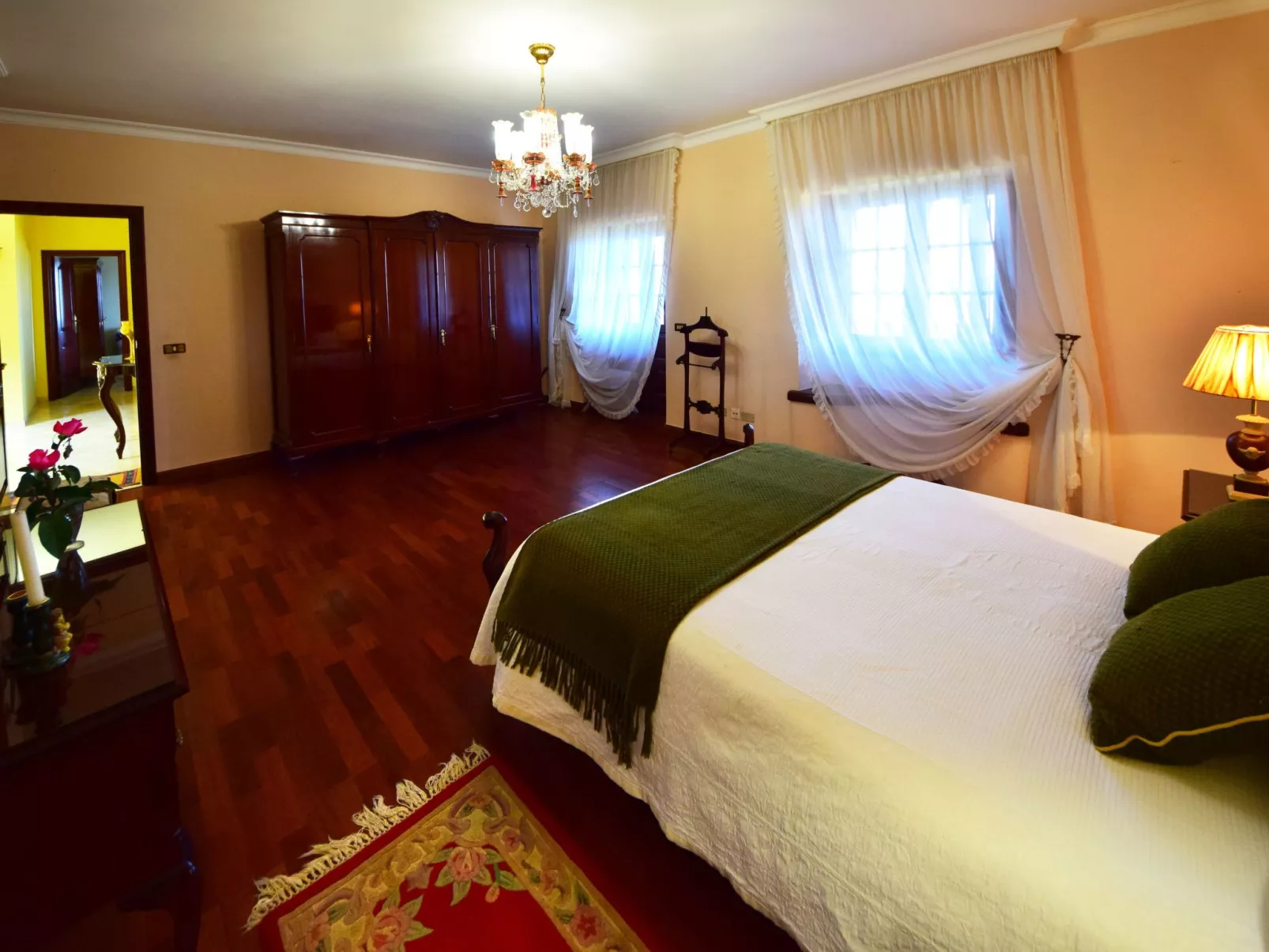 Haus Alina mit beheizbarem privatpool und barbecue-Inside