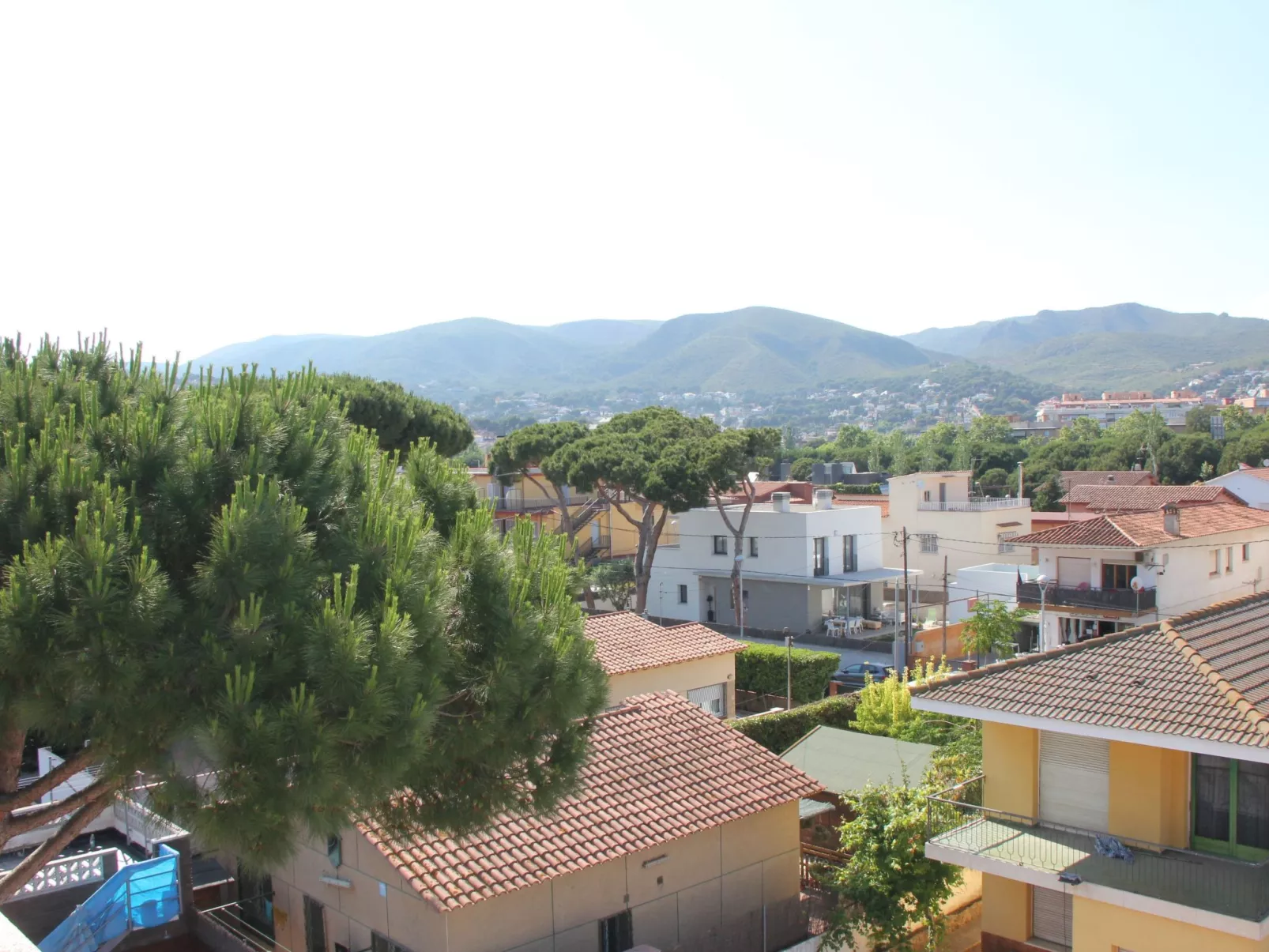 "Caru" mit Terrasse-Outside