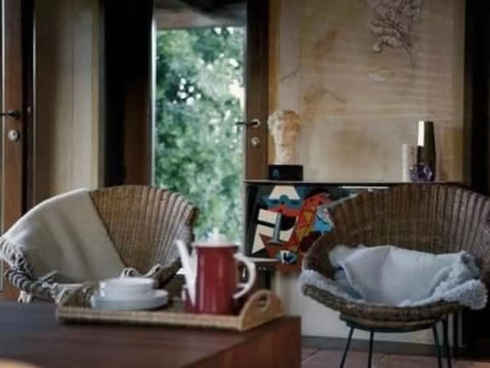 In Montescudaio mit Großem Garten-Drinnen