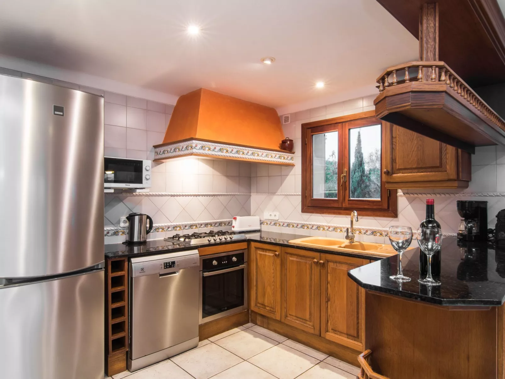 Sa Tanca nova mit Schwimmbad-Inside