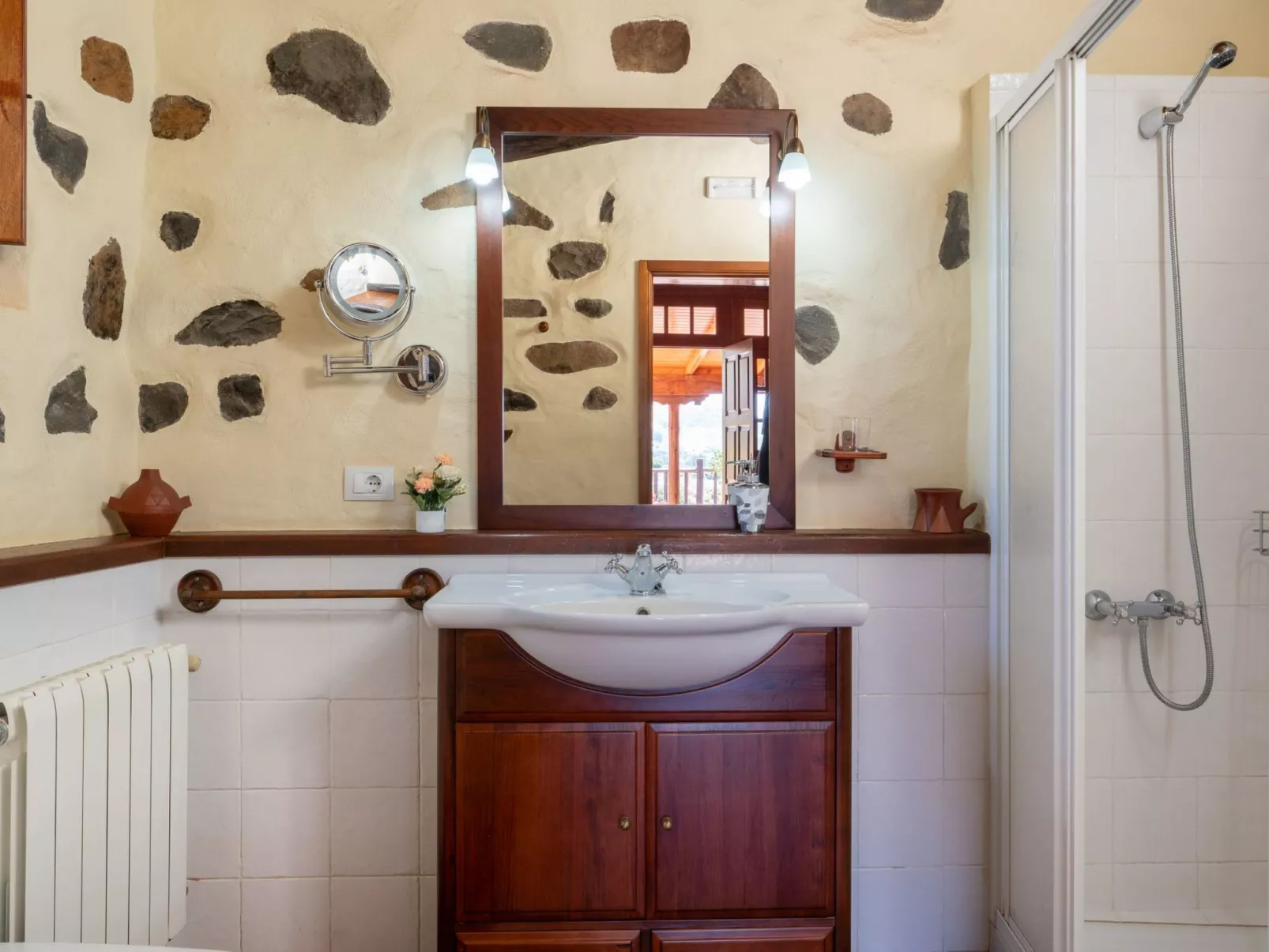 Kanarische Finca mit Pool und herrlicher Aussicht-Inside