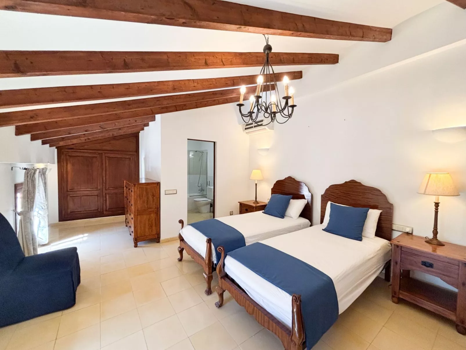 Villa Nekazabal-Drinnen