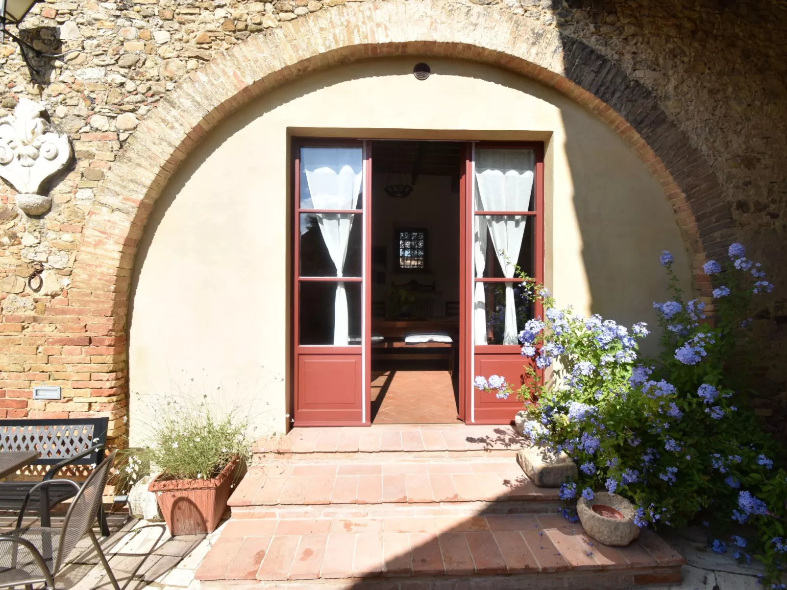 Wohnung in Bauernhaus mit großem Garten, Schwimmbad-Outside