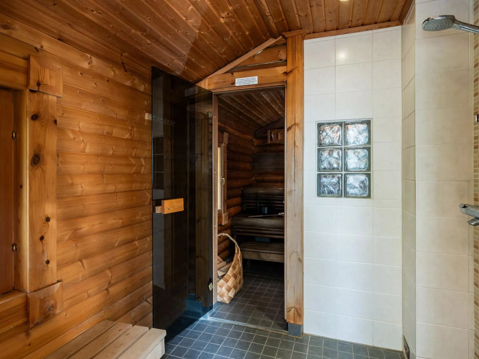 Käpälämäki-Drinnen