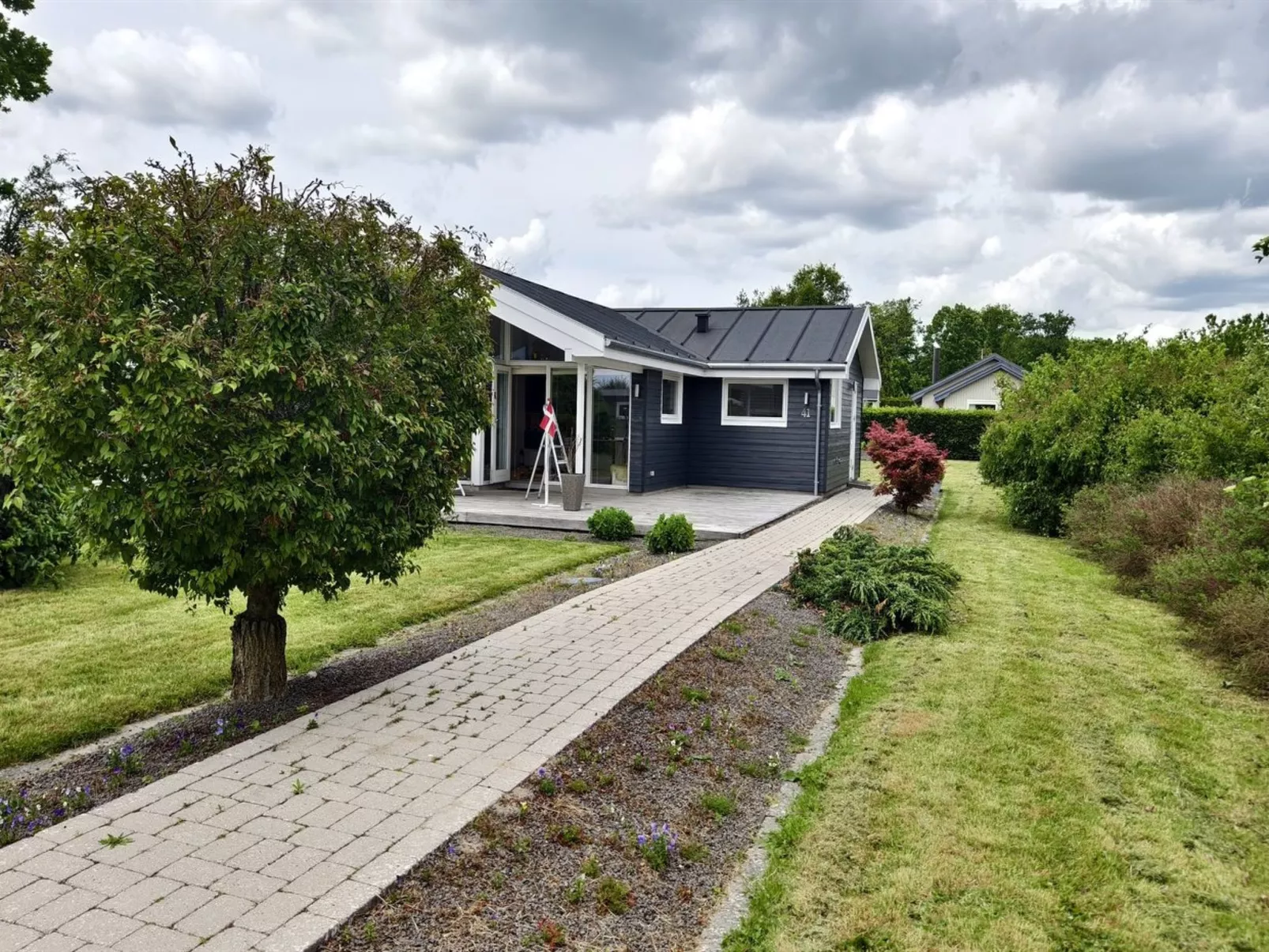 "Siegfried" - 300m to the fjord-Outside