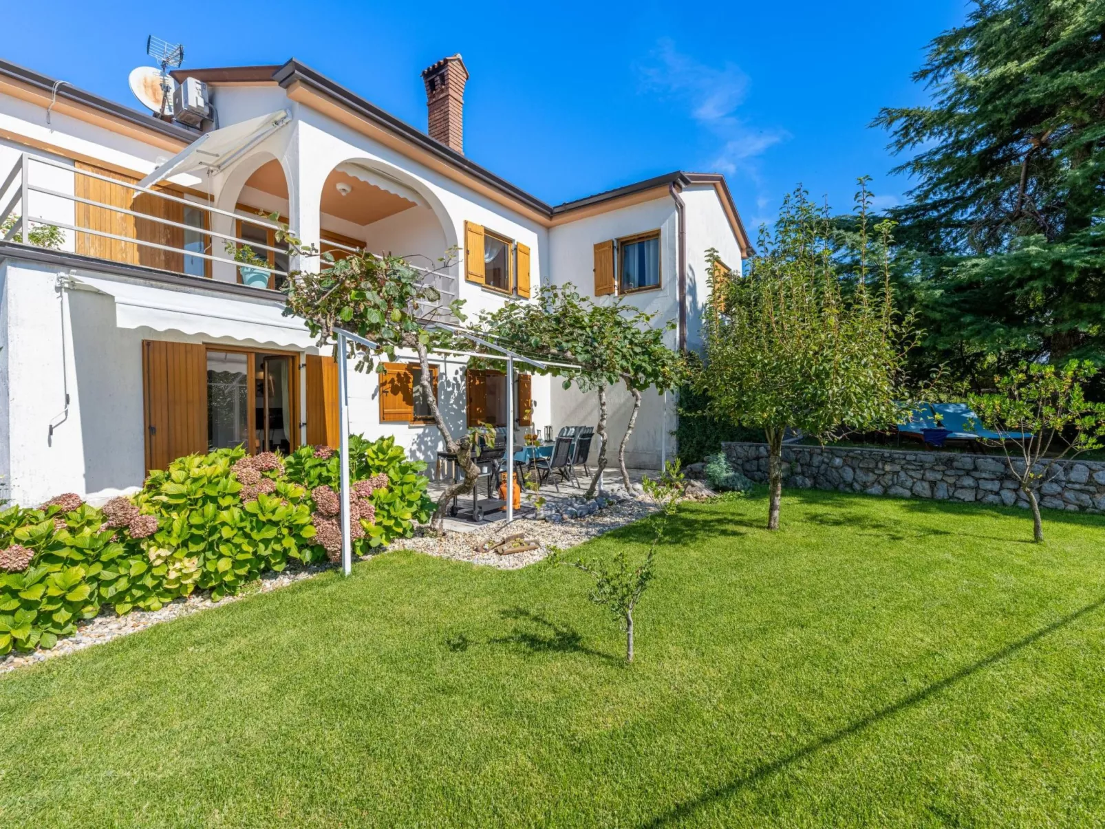 Vacation Apartment Helga-Dehors