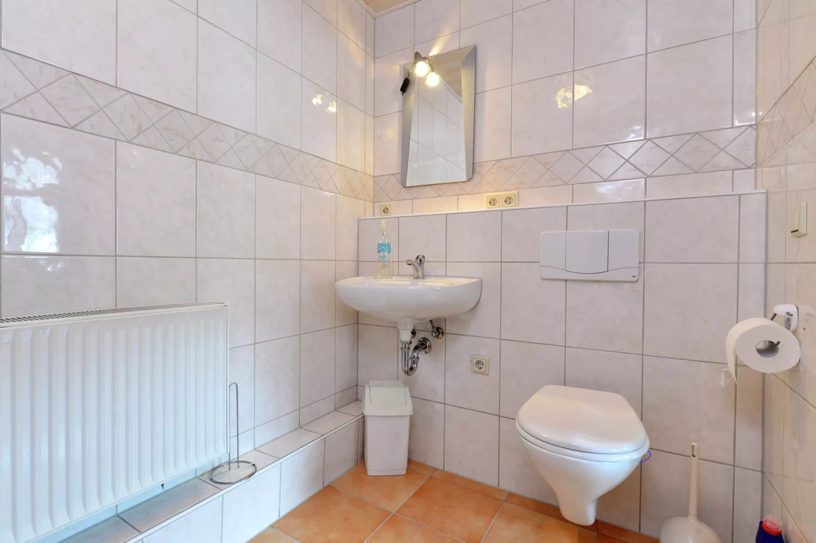Elpetal-Bathroom