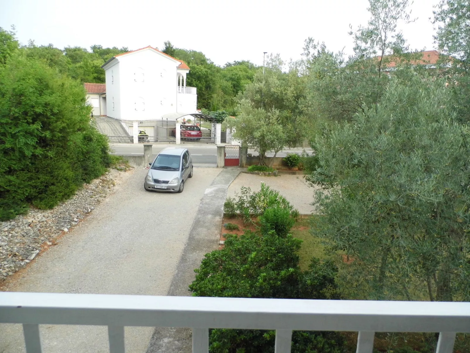 "Einfach, aber schön."-Outside