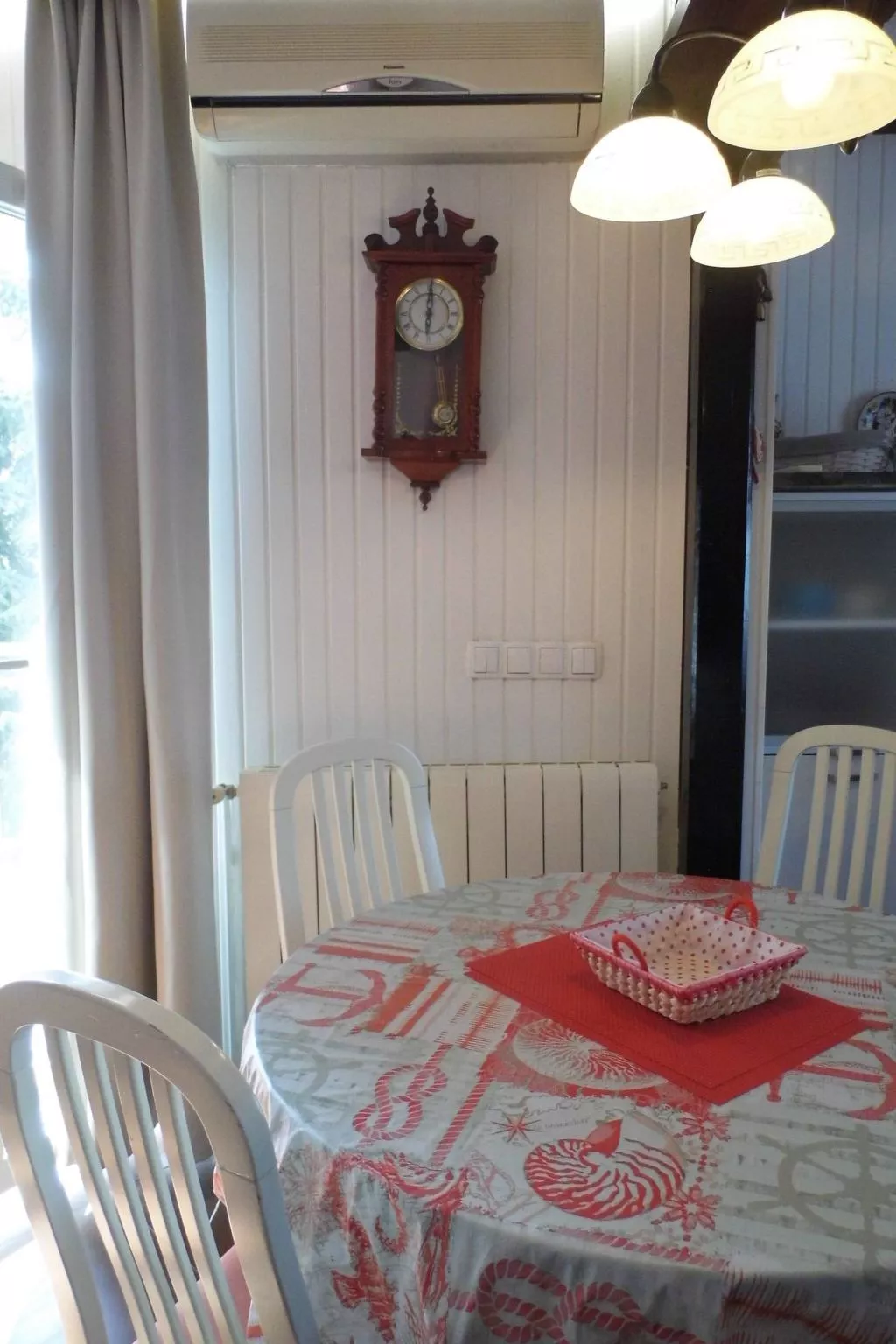 Wohnung in Radići mit geräumigem Balkon-Image-tags.info