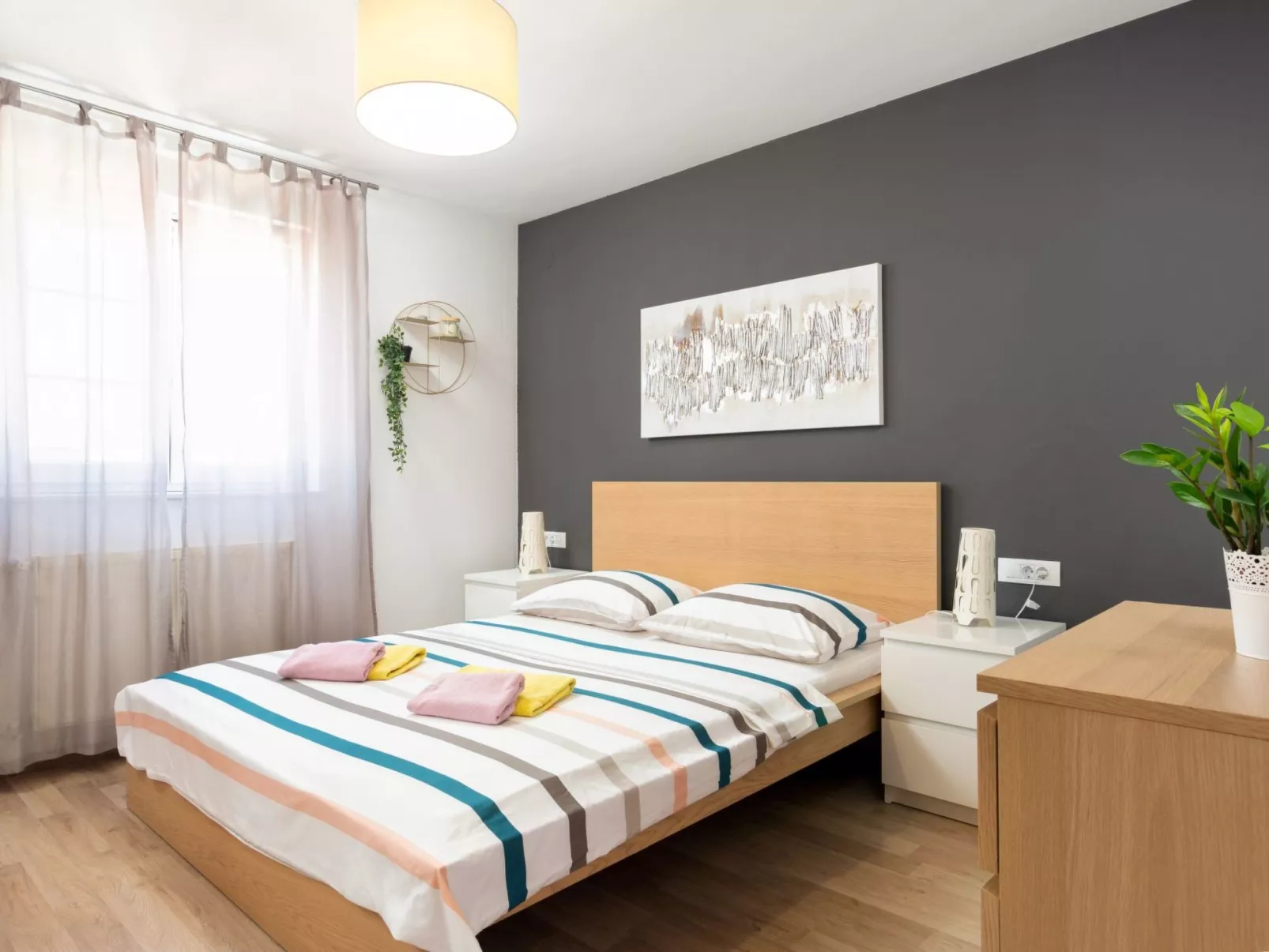 2-Schlafzimmer-Wohnung mit gemeinsamem Schwimmbad-Drinnen