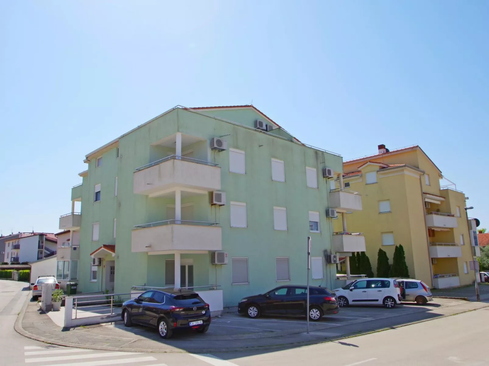 Ferienwohnung, 600 m vom Strand entfernt-Outside