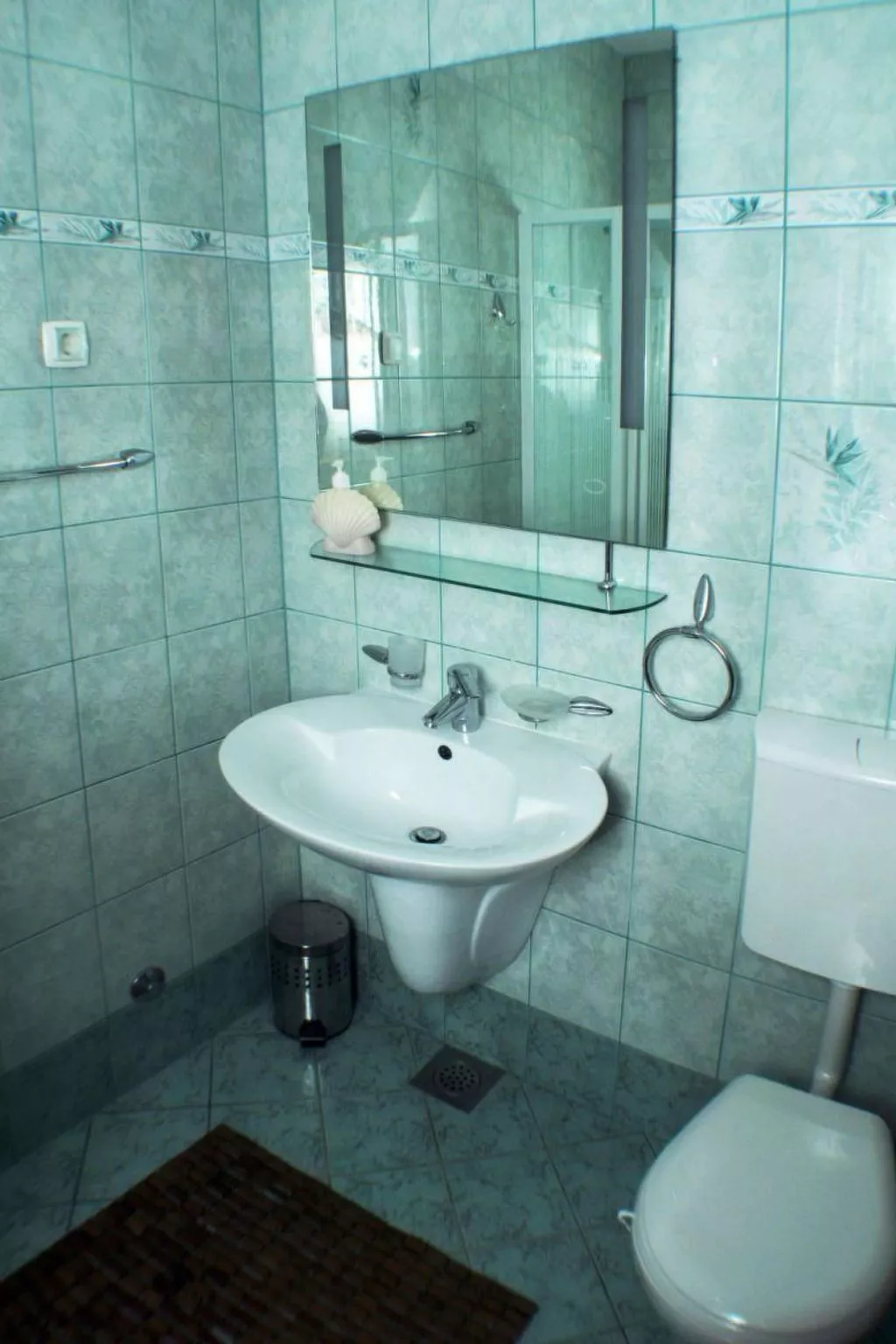 Direkt am Meer liegendes Apartment mit Garten-Dedans