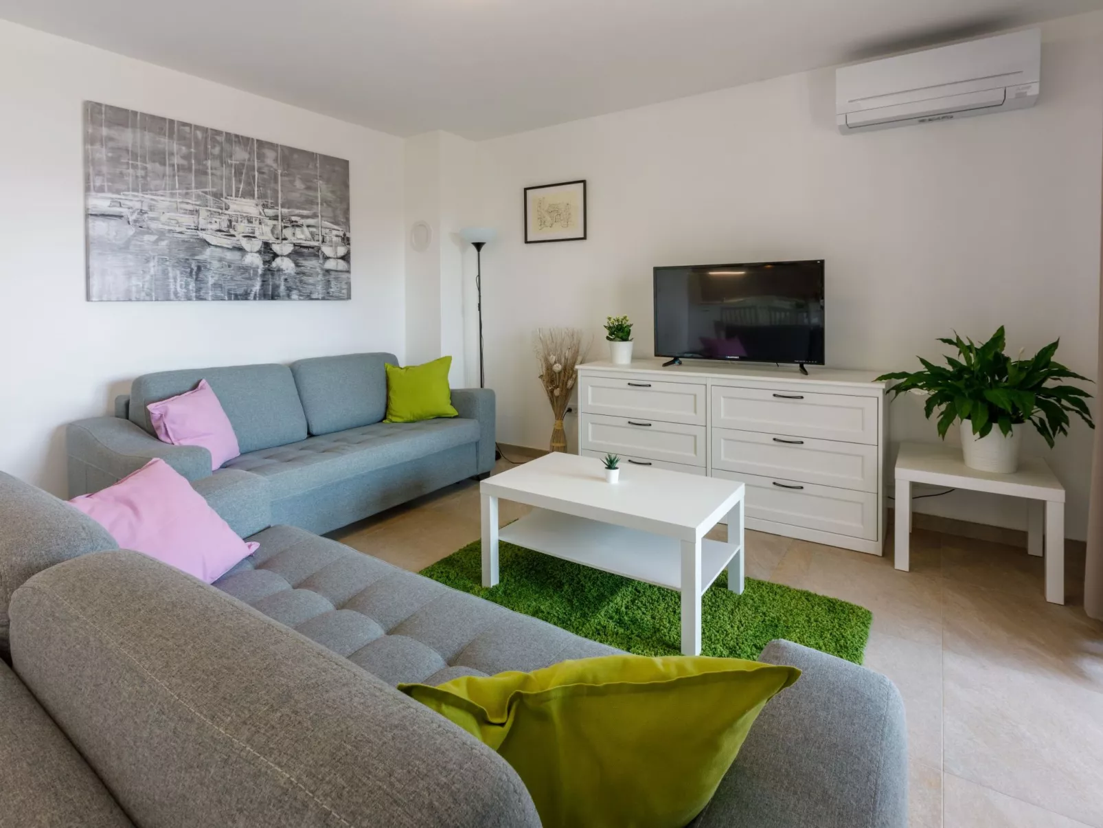 Wohnung im Erdgeschoss mit Terrasse-Drinnen