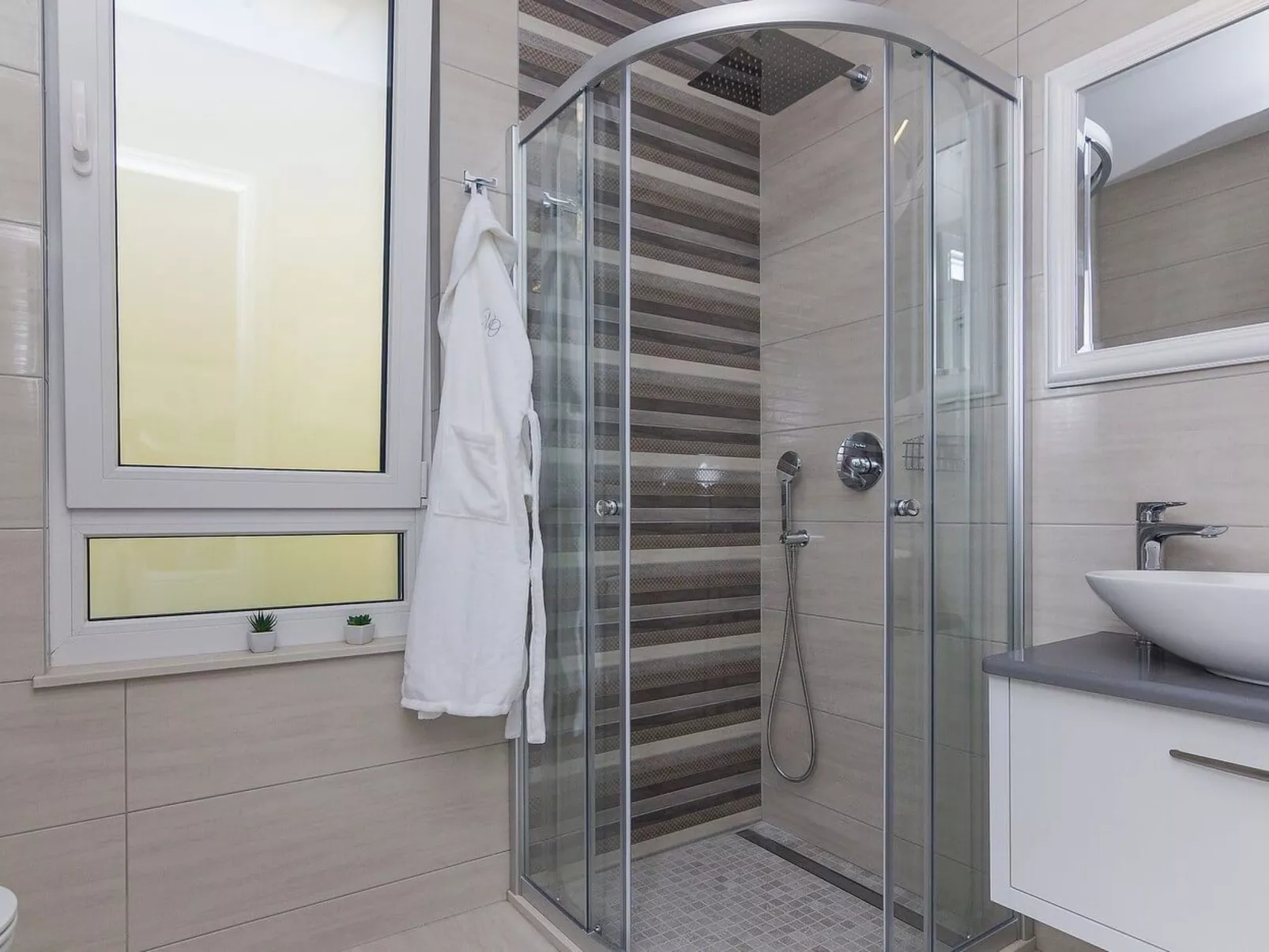 Villa Oscar mit Pool-Dedans