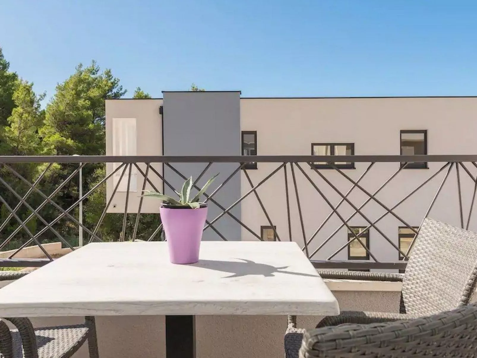 Villa Barisimo Ferienwohnung 1 für 4 Personen 1.-Dehors