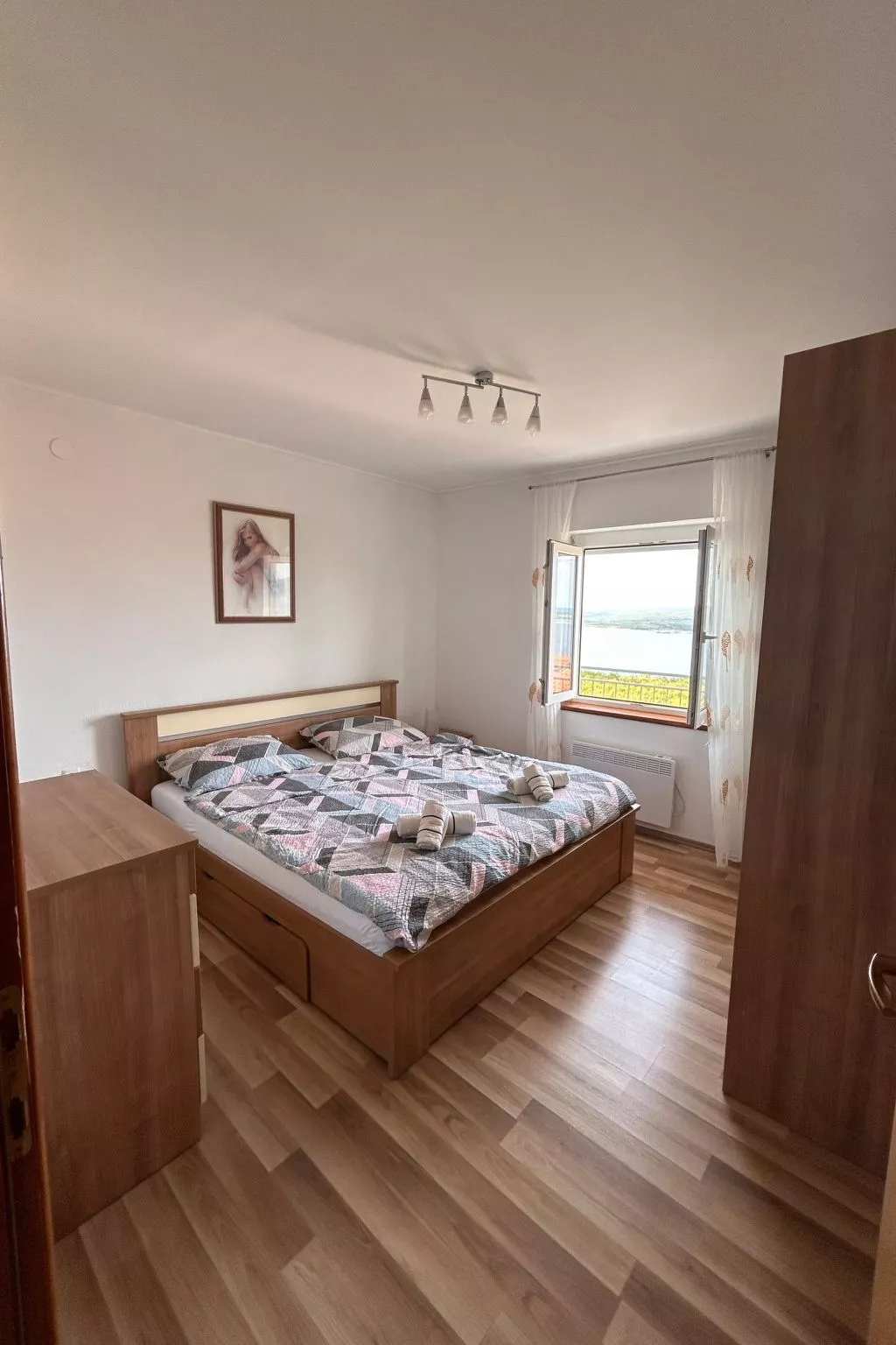 Appartement mit Jacuzzi und Meerblick-Inside