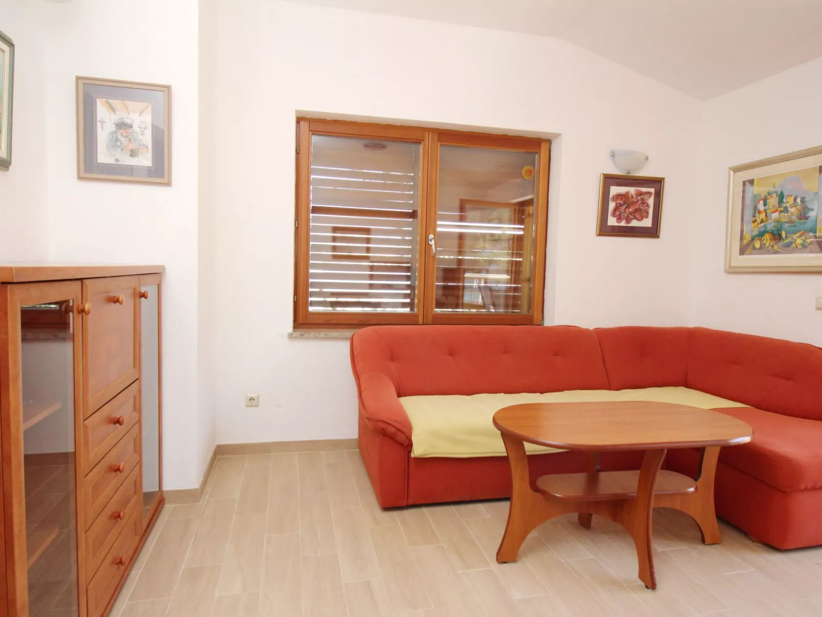 In Baška mit Eigenem Balkon-Dedans