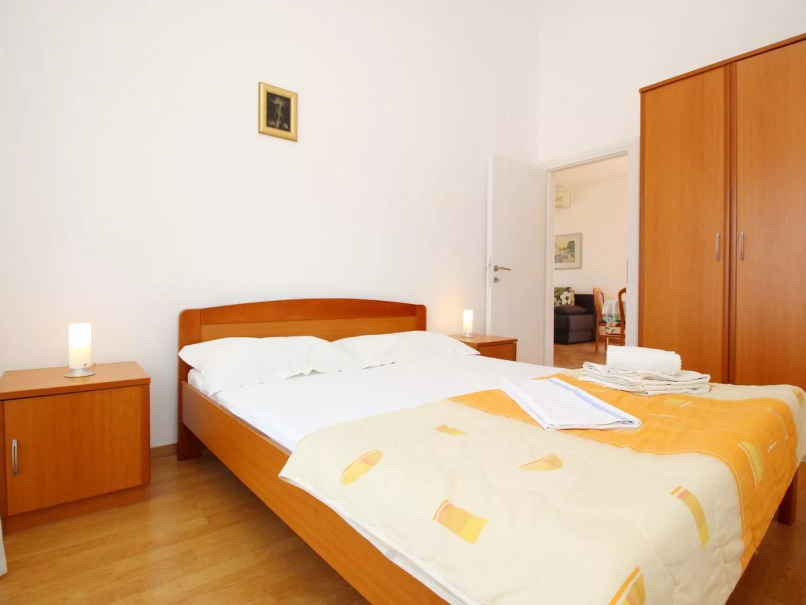 Pintar A4+2 Zarok-Inside