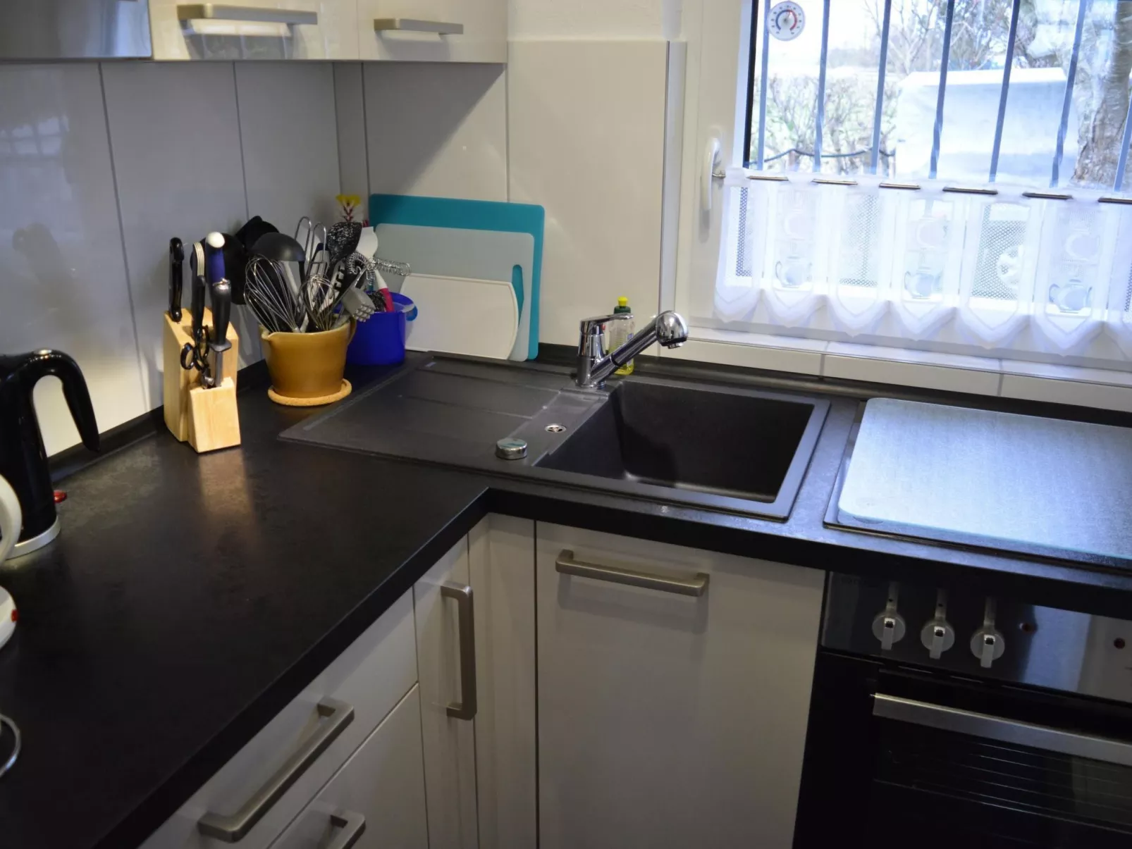 Nurdachhaus Klabautermann mit Terrasse und Garten-Dedans