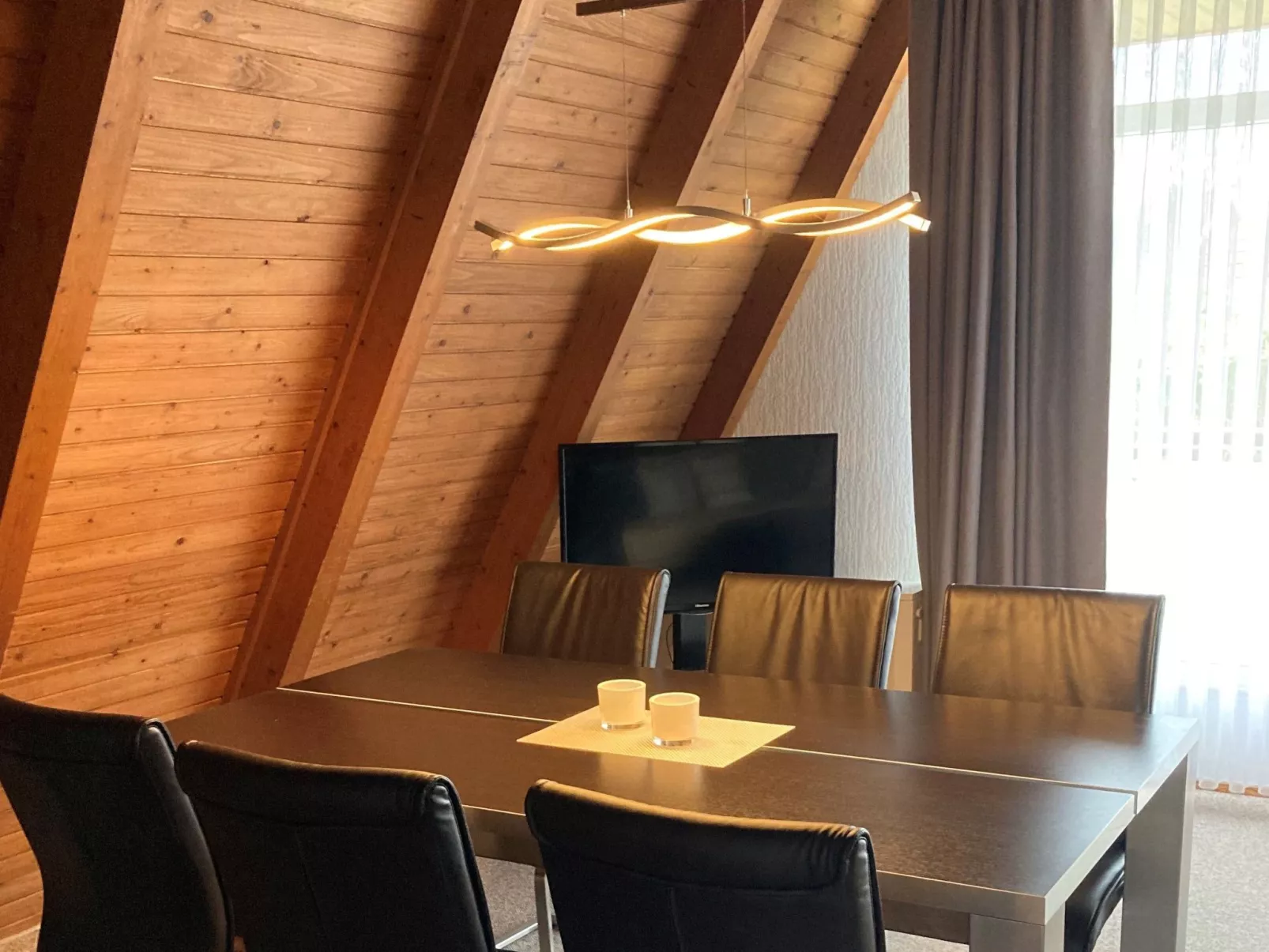 Nettes Ferienhaus in Fedderwardersiel-Drinnen