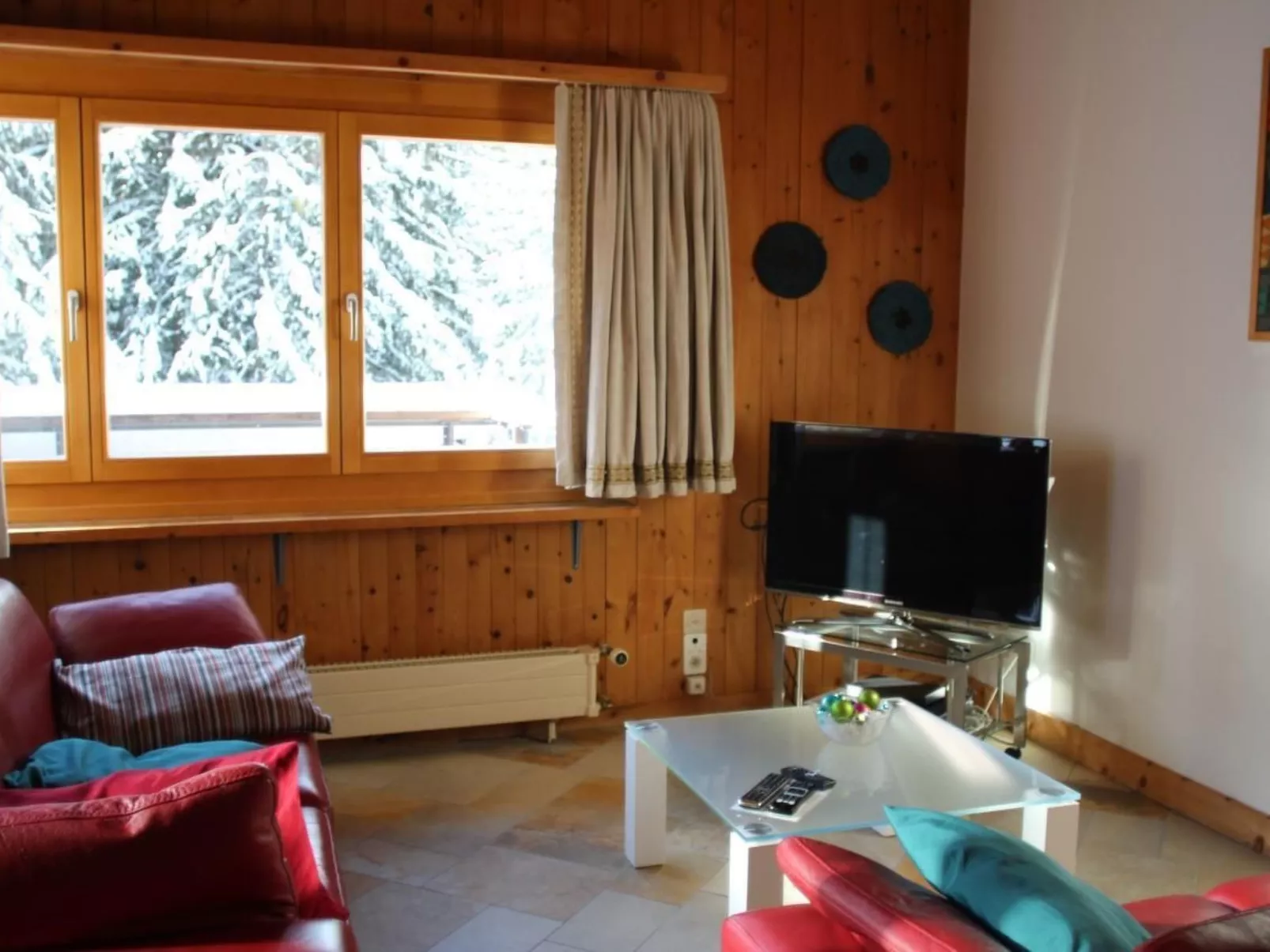 Haus Basilisk / Obere Wohnung für 5 Personen-Dedans