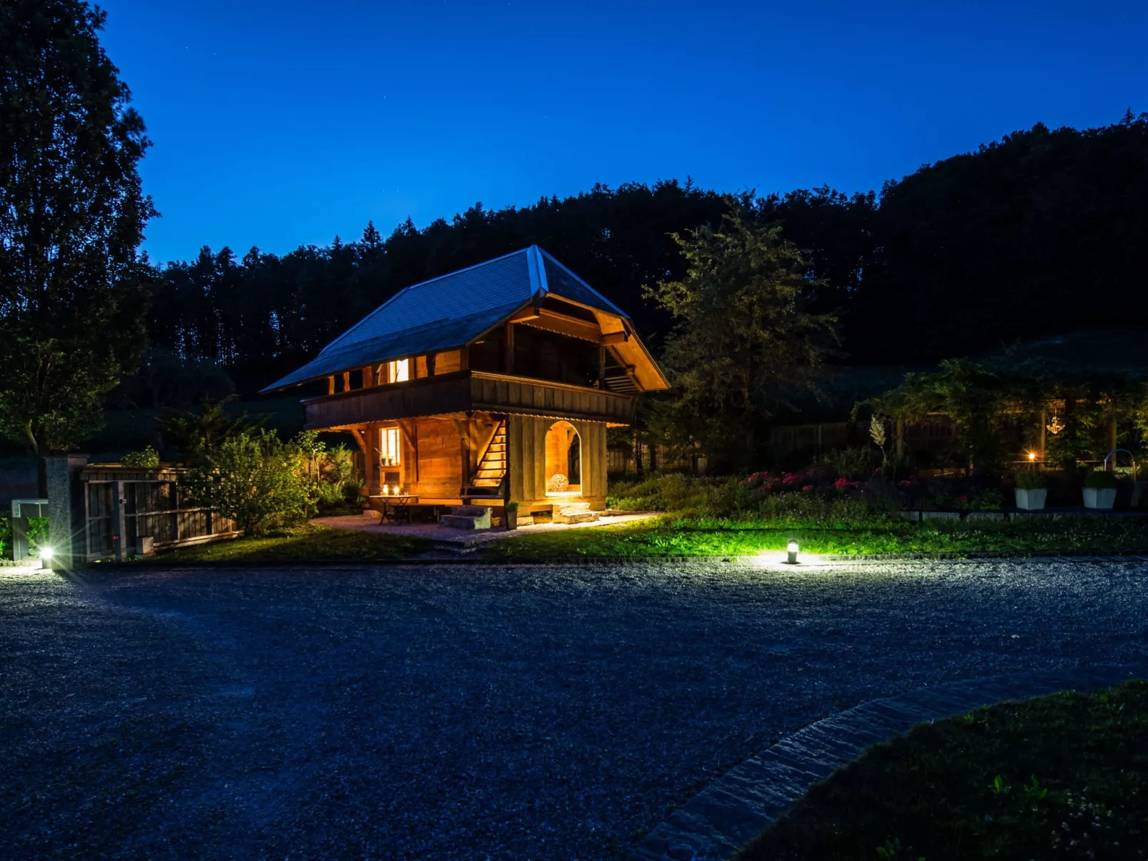 Spycher-Lodge-Dehors