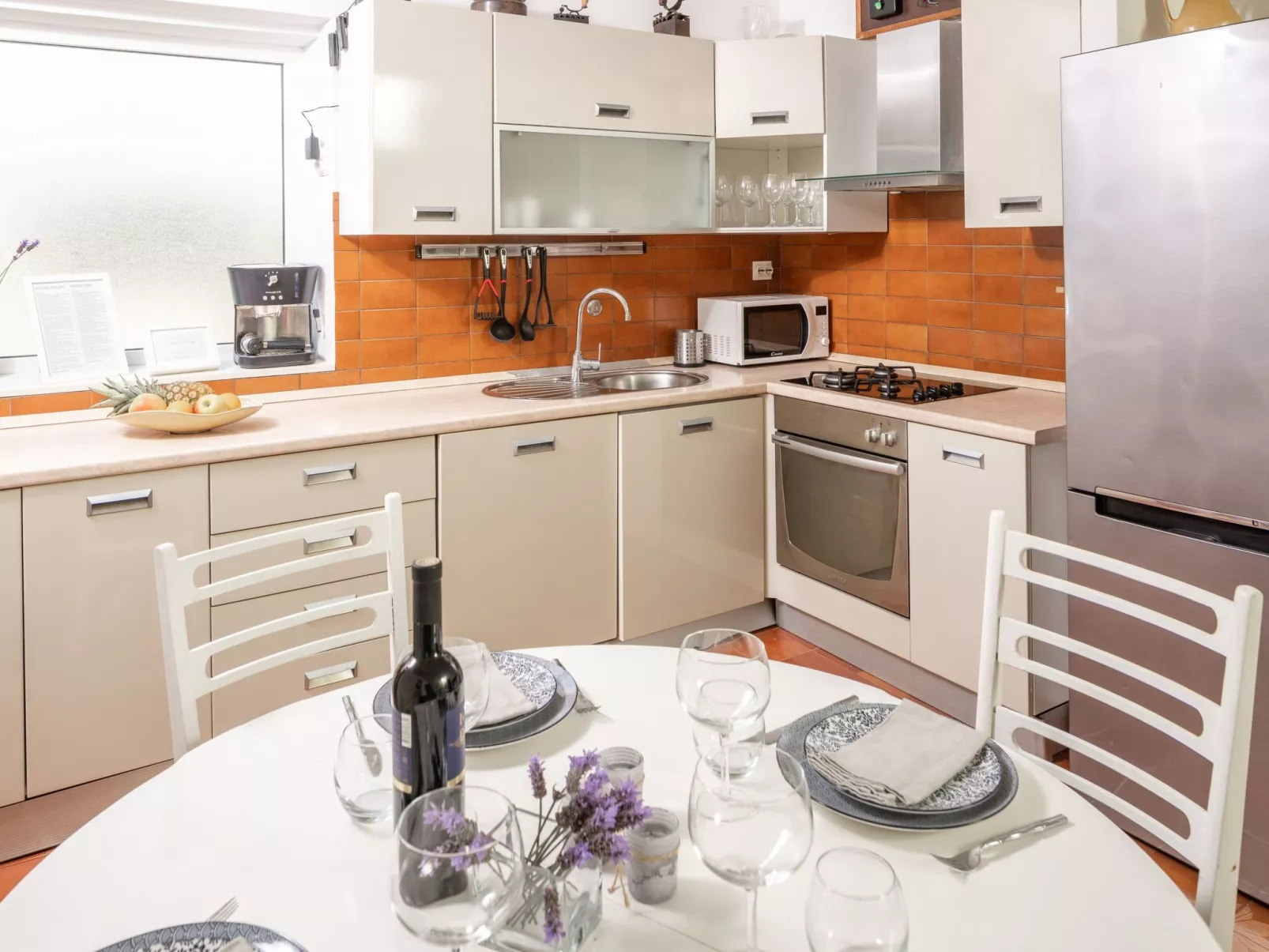 In Rudina mit Privatem Pool-Drinnen