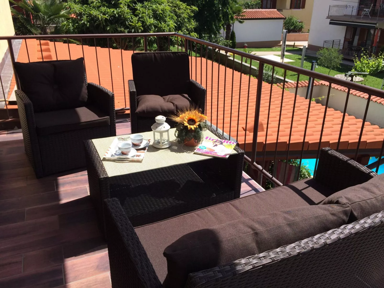 Appartement mit zwei Terrassen mit Meerblick-Drinnen