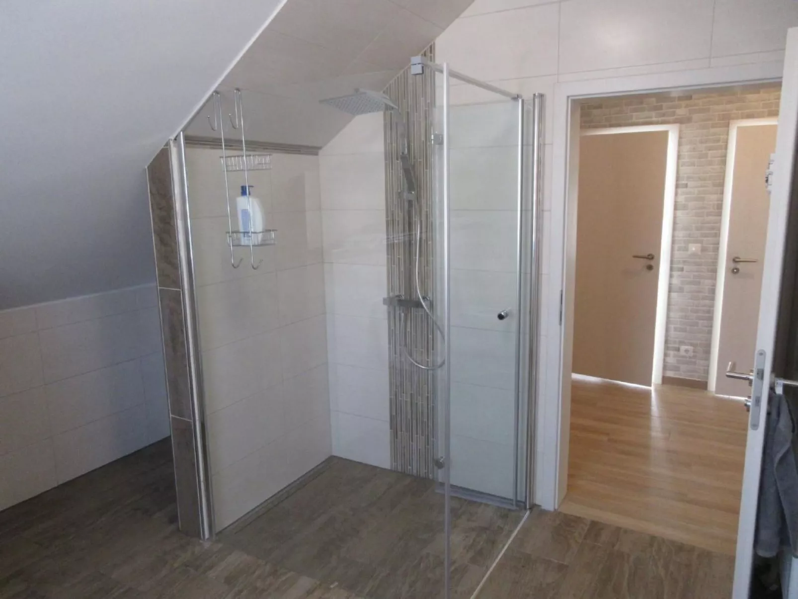 Seehaus Arielle mit Wassergrundstück-Image-tags.info