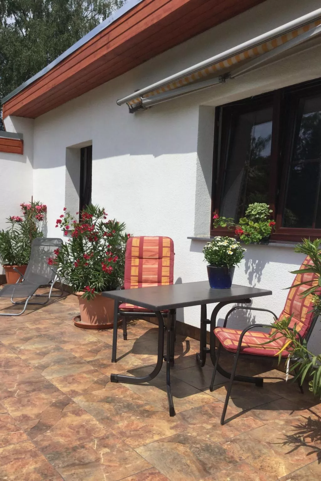 Kleines Ferienhaus in Rangsdorf mit großem Garten-Draußen