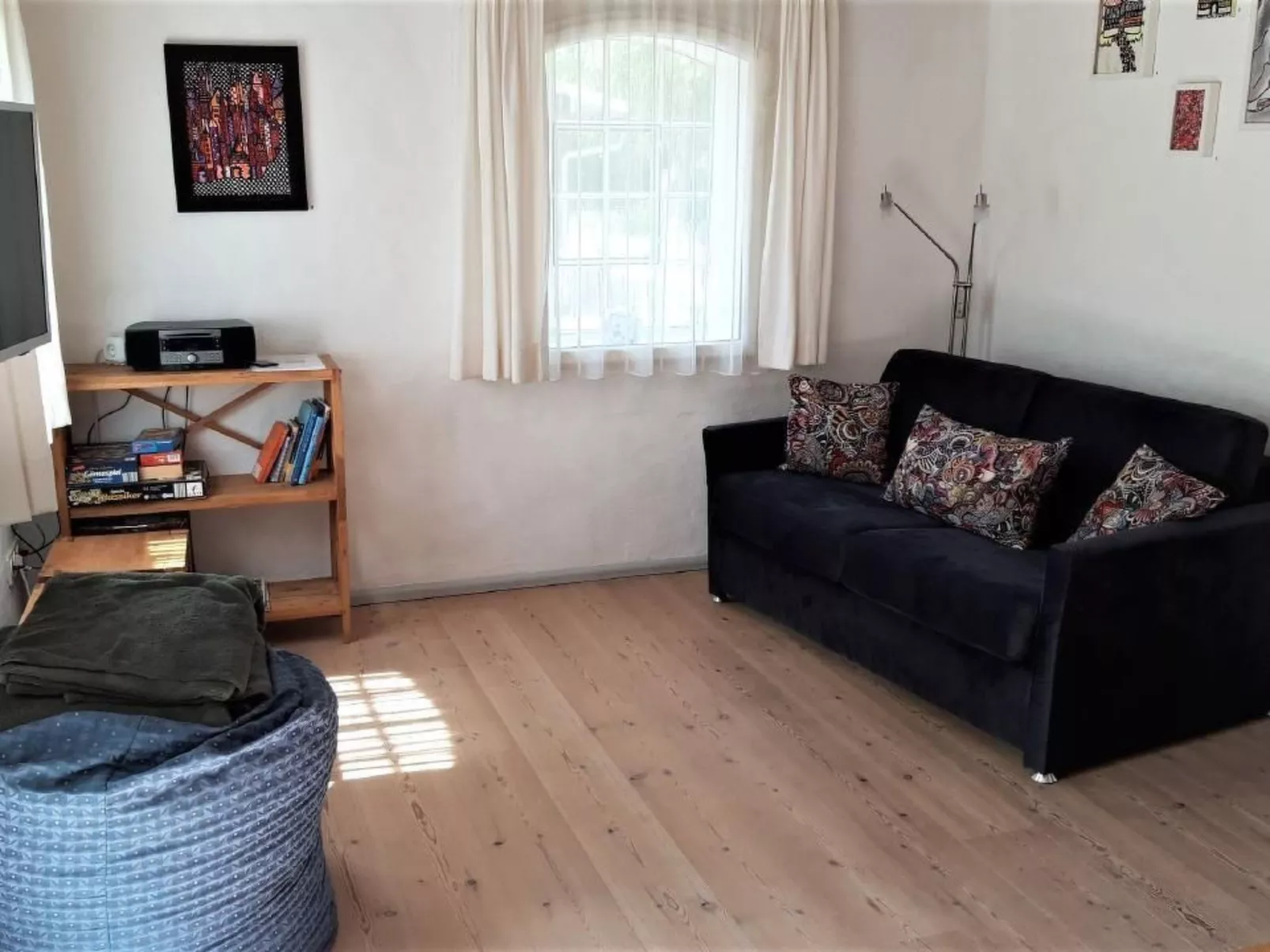 Gutshofambiente 1-Drinnen