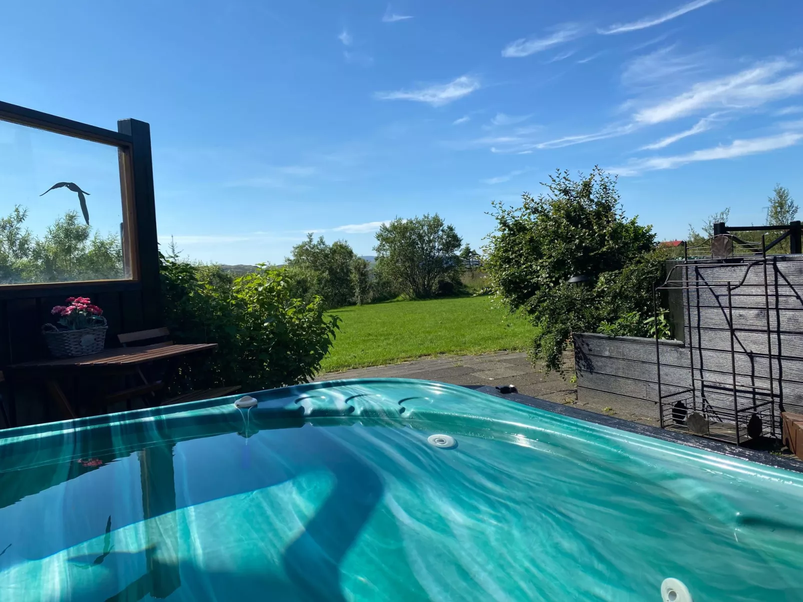 In Saurbaer mit Garten und Terrasse-Outside