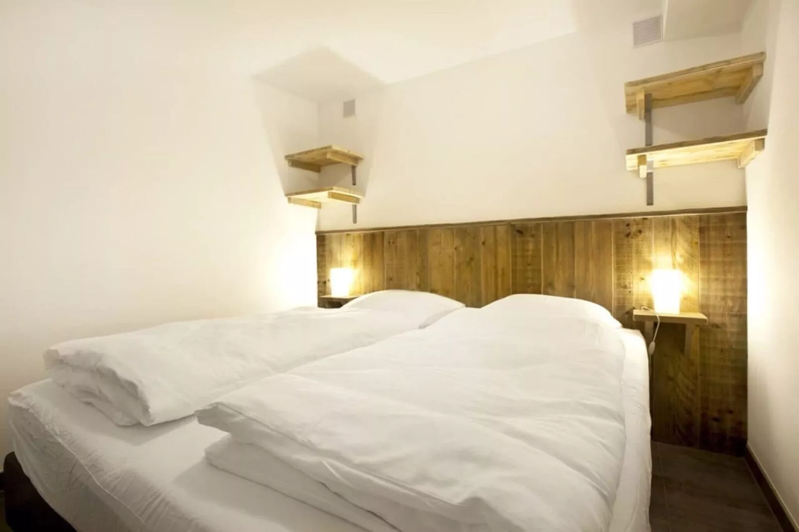 Kristall Apartment B-Bedroom
