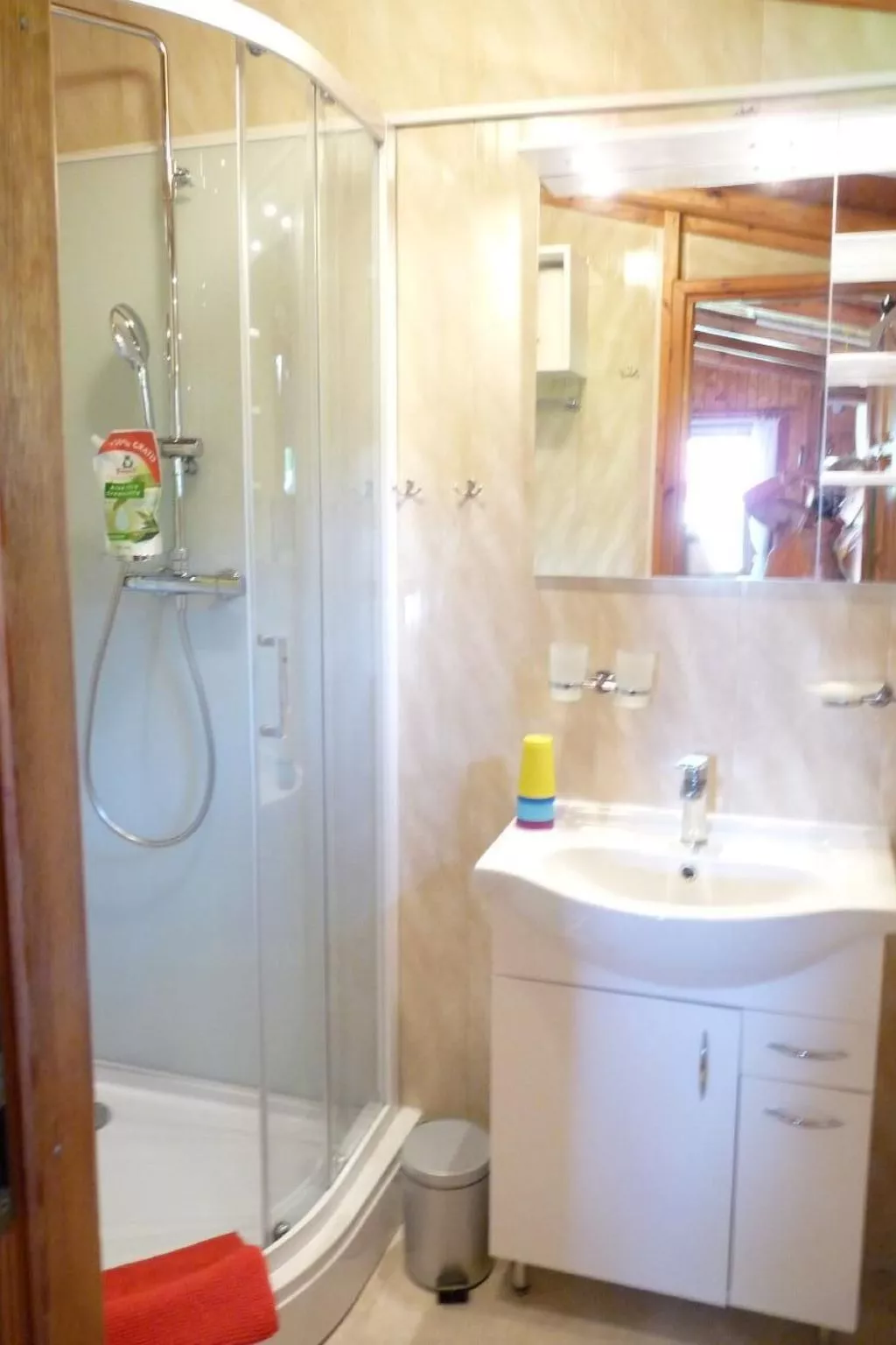 Glücksurlaub am See-Inside