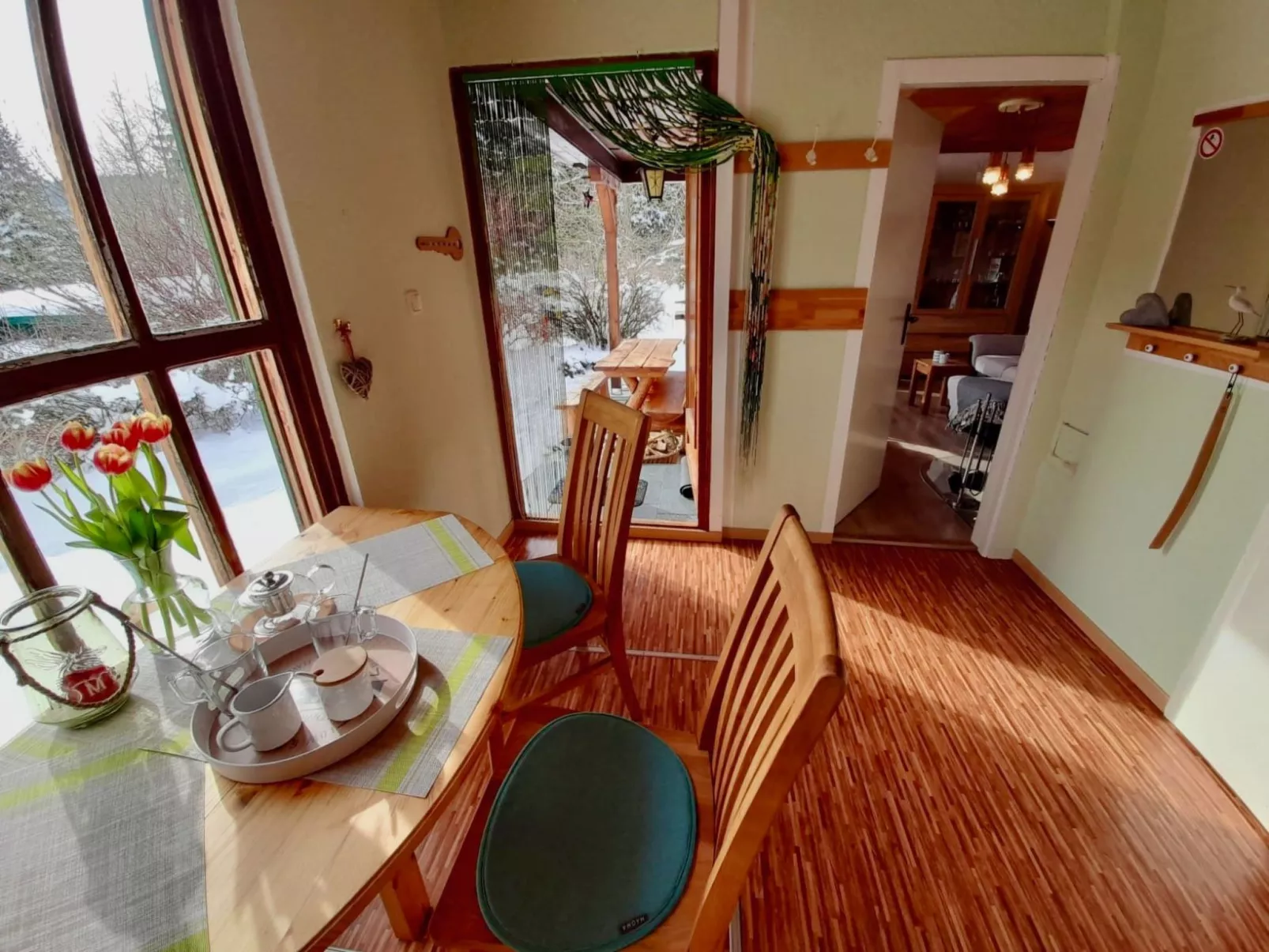 Bungalow mit Garten, Grill und Terrasse-Inside