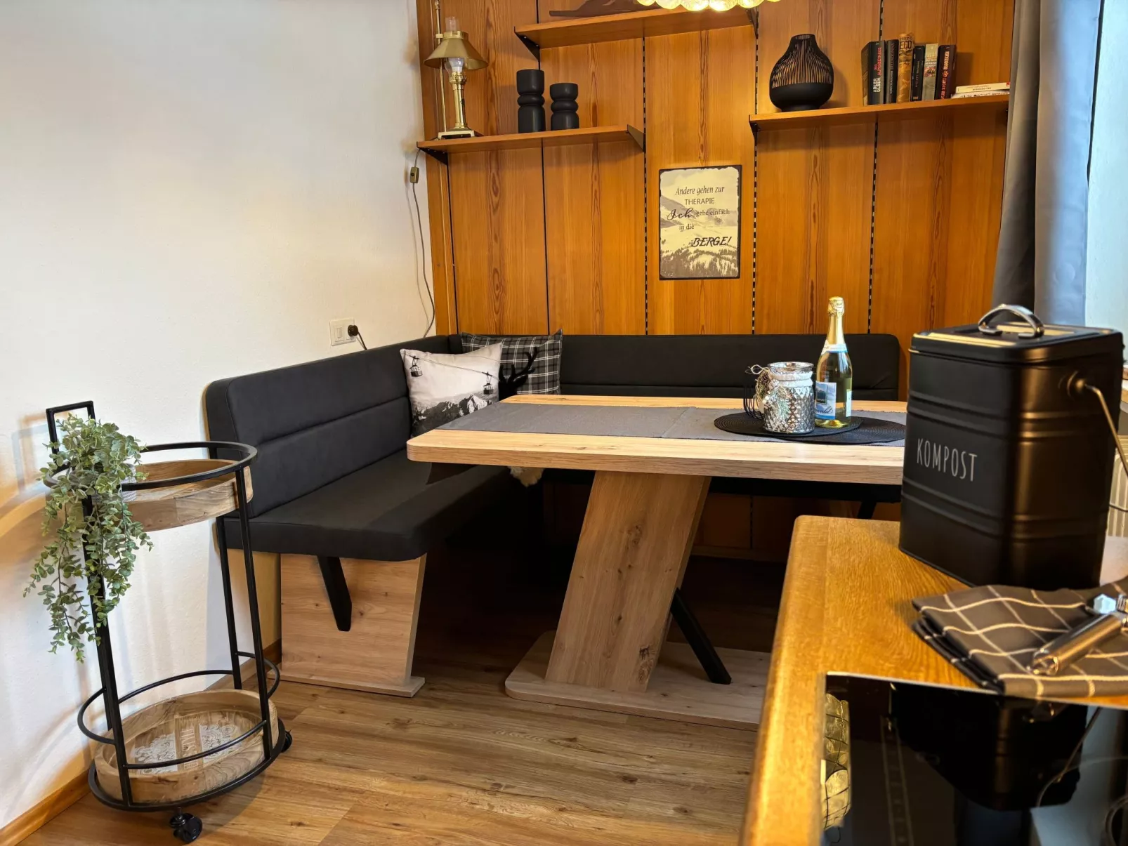 Haus Rosenwirth-Inside