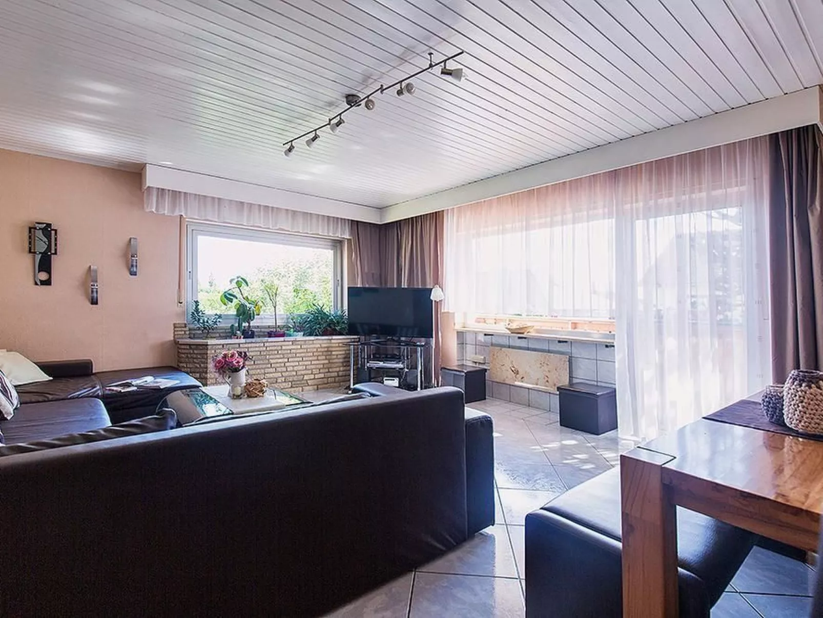 Zum Mensfelder Kopf-Dedans