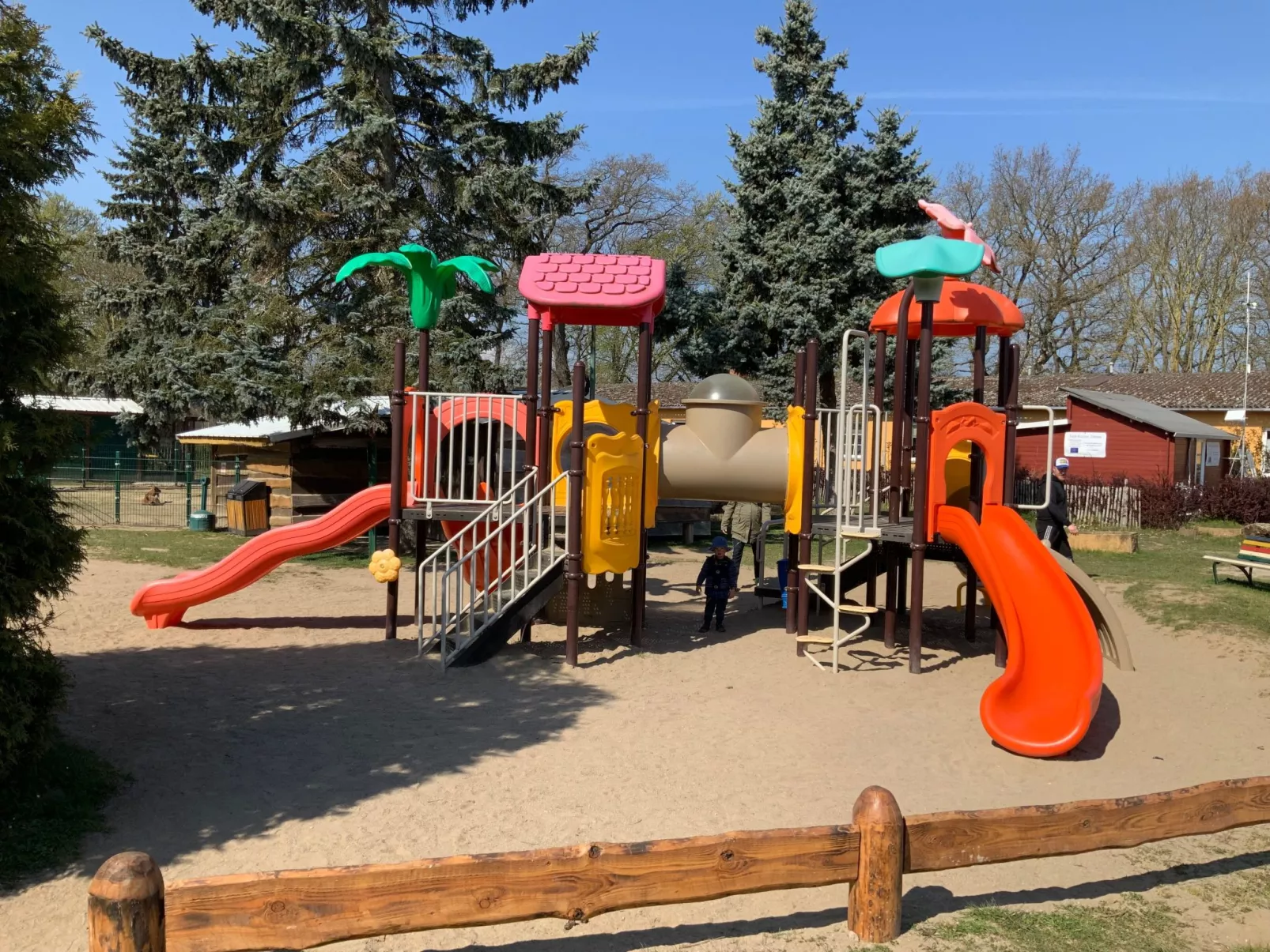 In Hoben mit Grill und Terrasse-Draußen