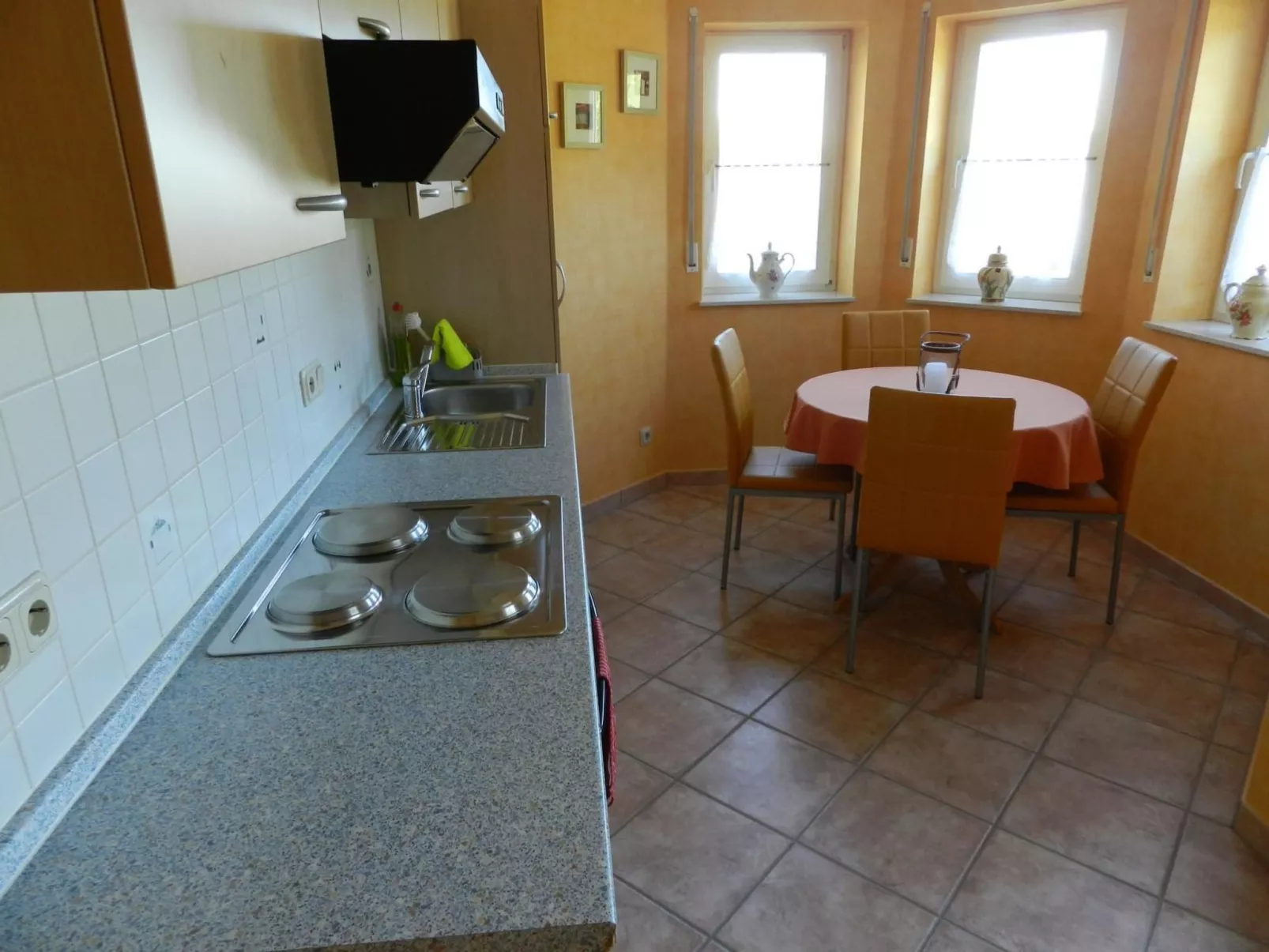 Schöne Ferienwohnung mit Terrasse und Moselblick-Dedans