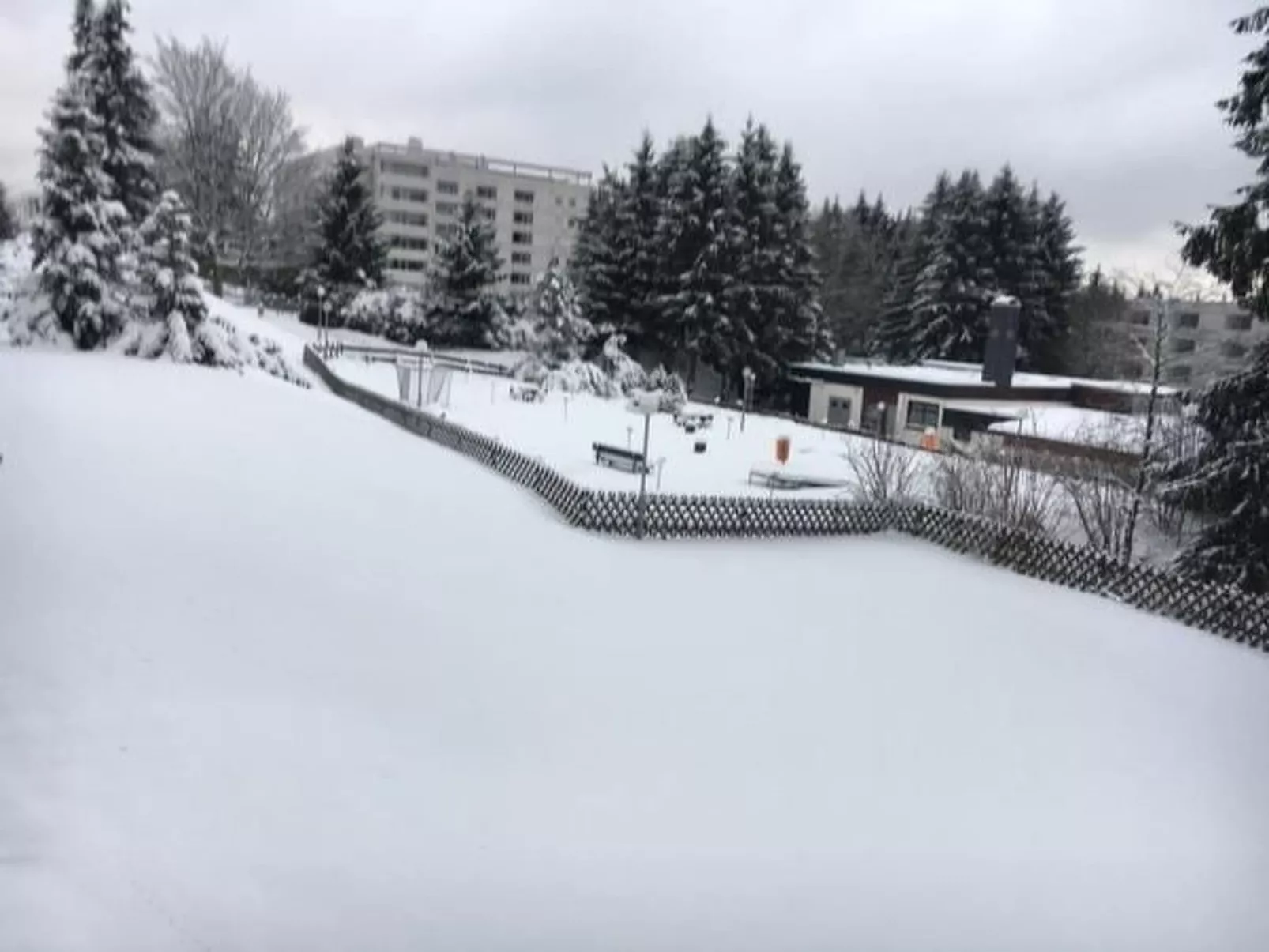 Feriendomizil Adler-Draußen