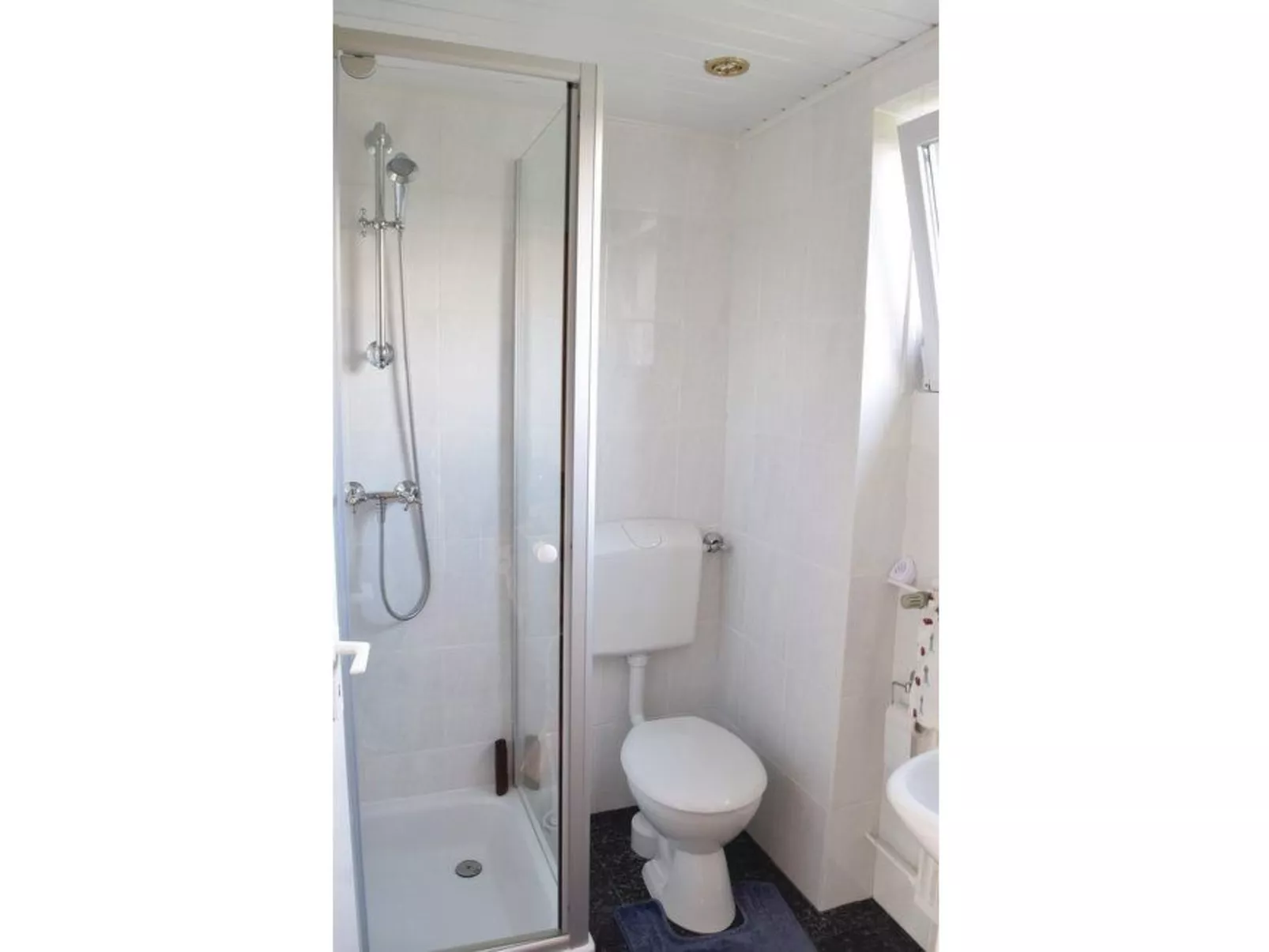 Ferienbungalow Anne-Drinnen