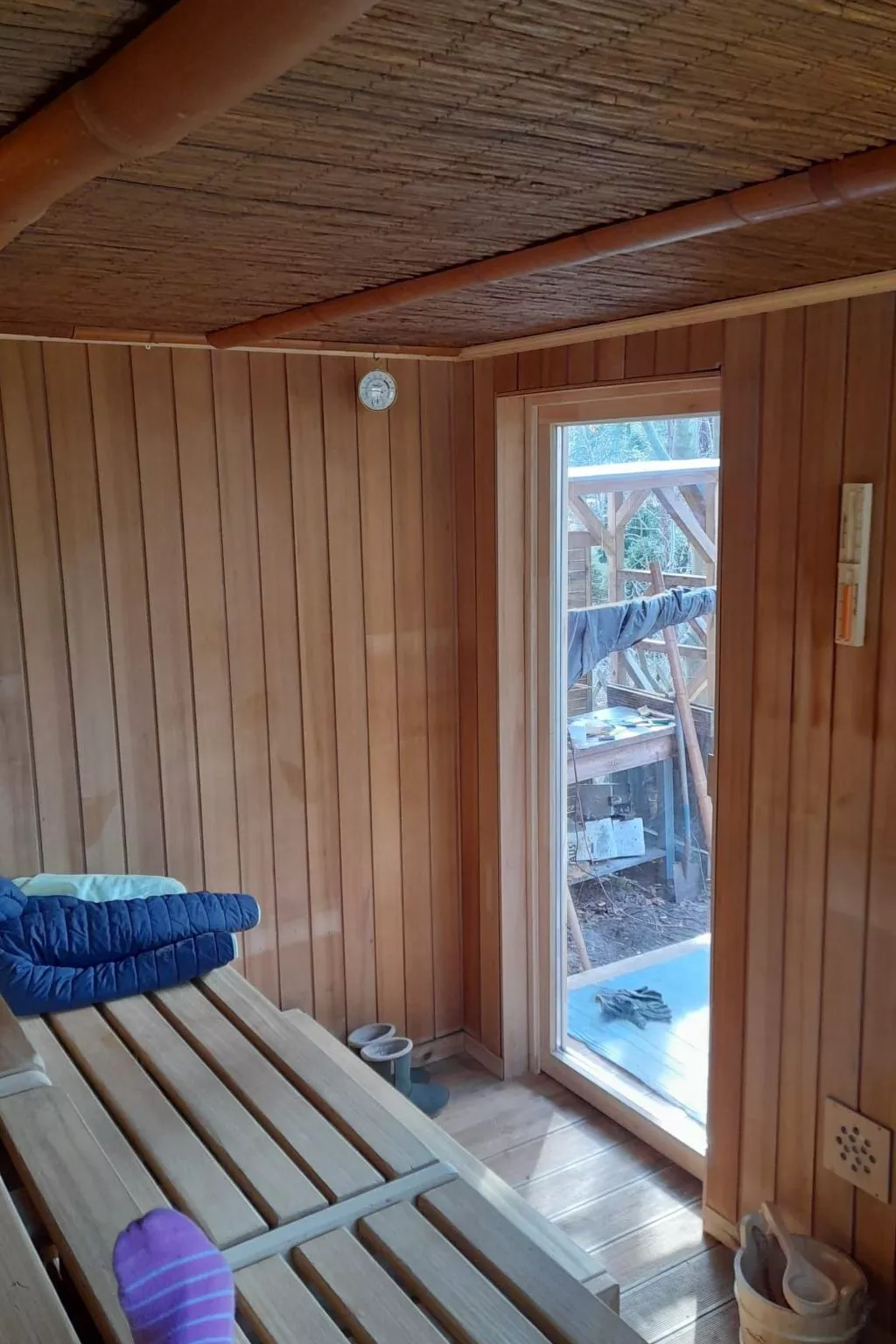 Reetdach Ferienhaus am Lübbesee Sauna Bootsteg neu-Image-tags.info