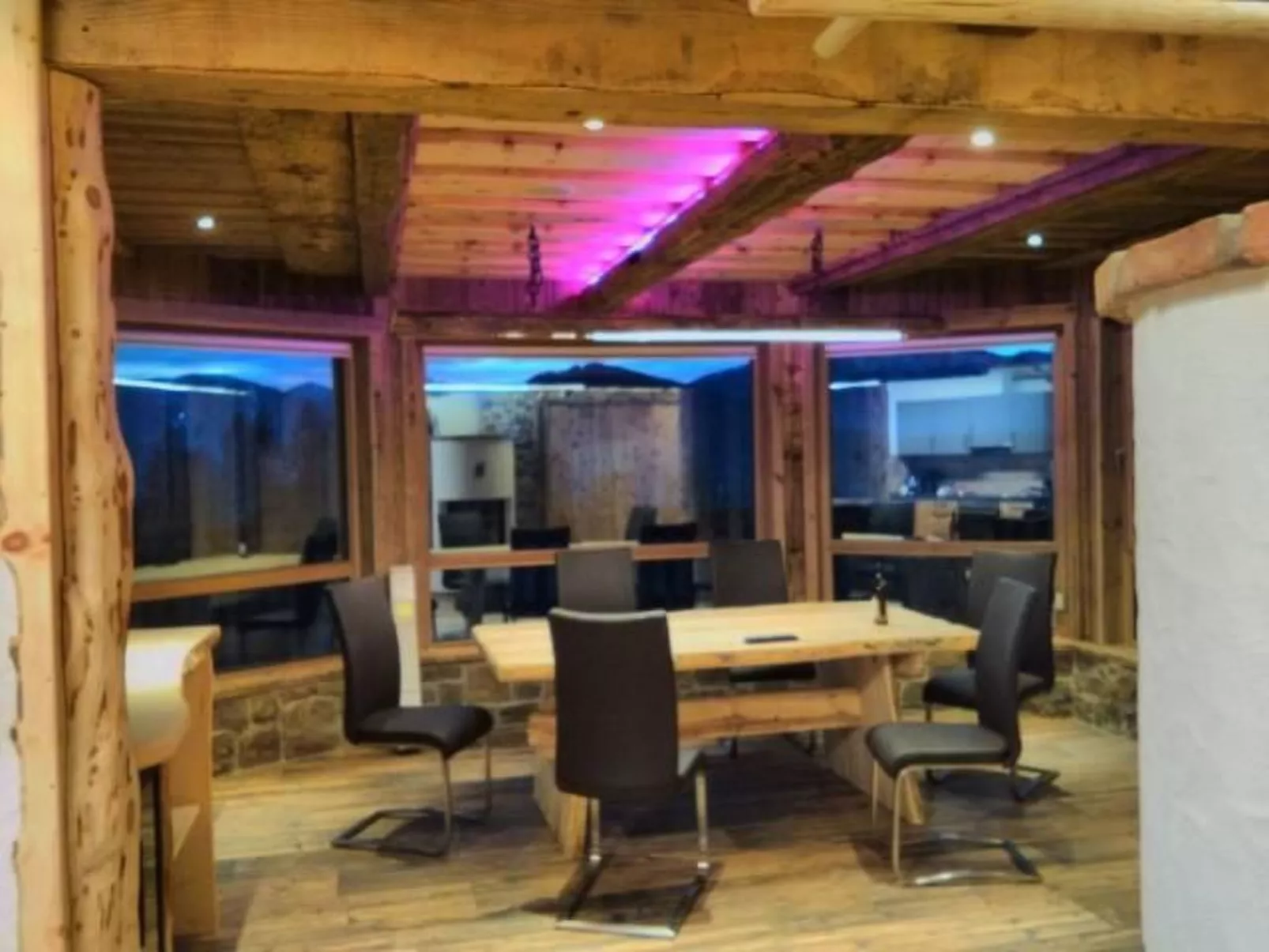 W..alpenchalets cc-Inside