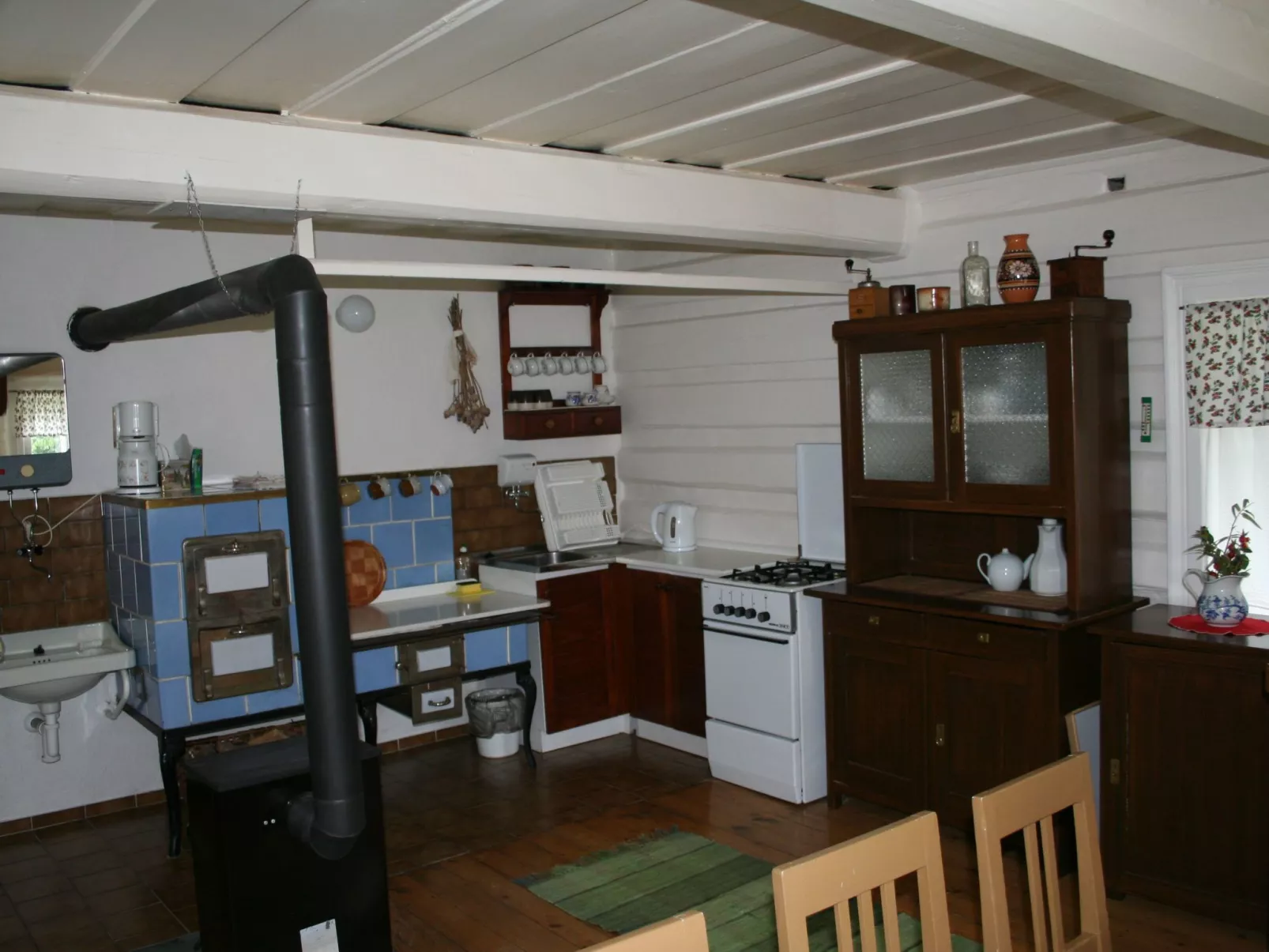 Charmantes, traditionelles Holzhaus-Inside