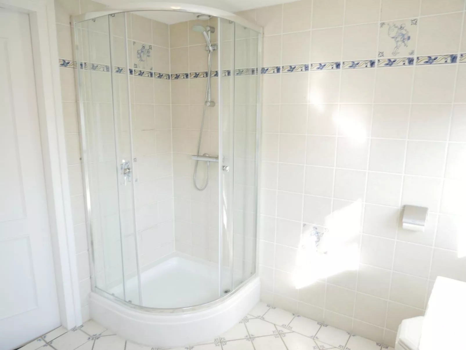 Villa Vermeer-Outside